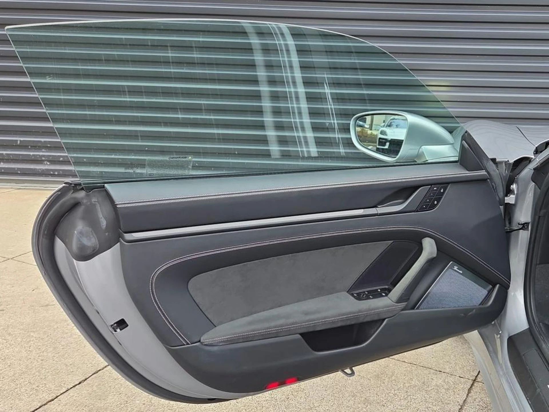 mph006_4180809510_d_Ydp_Wfj_W_Og2_WUX_Ut9i6_t_AI_De_Zo_35d70c6641