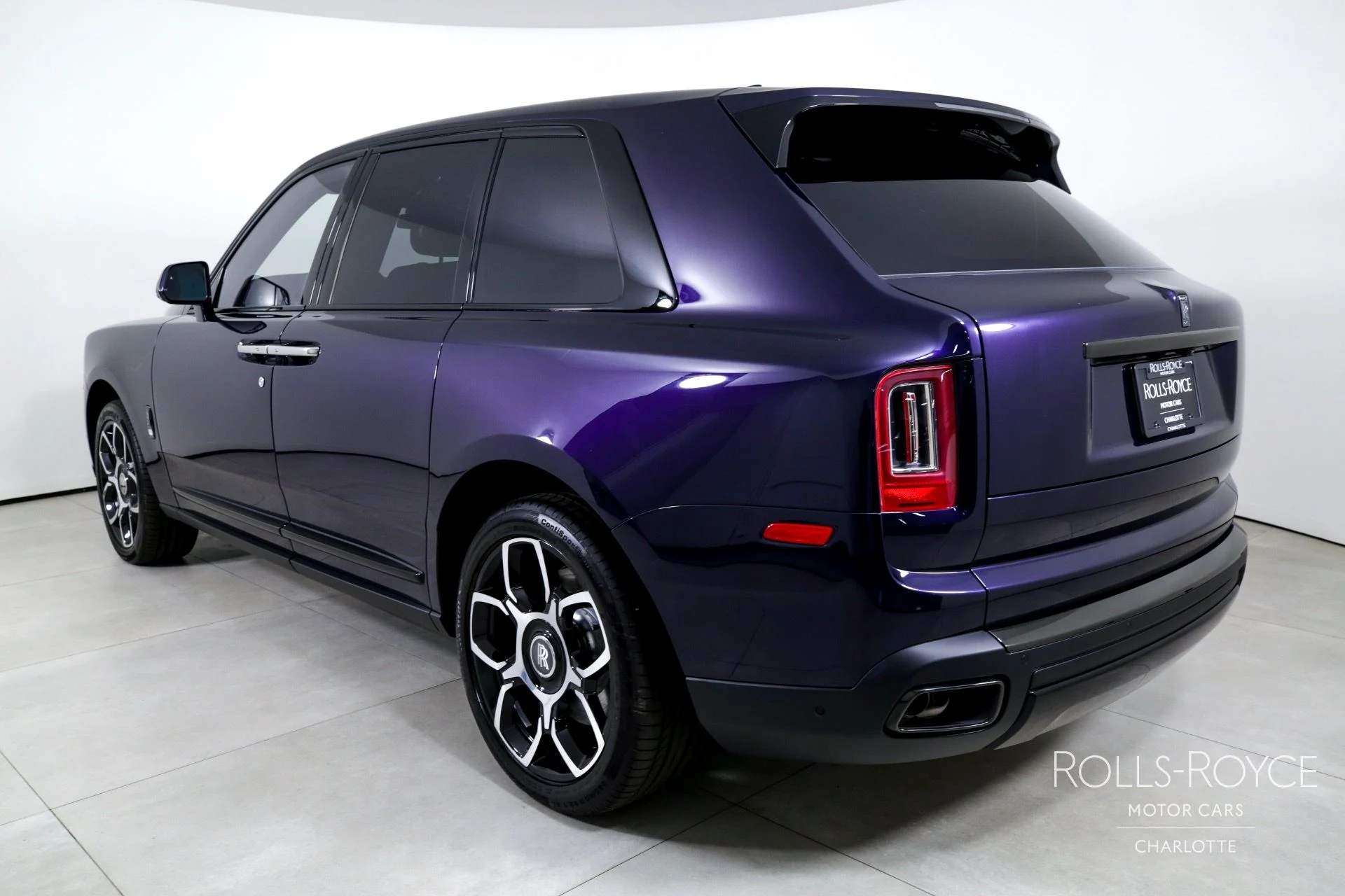 mph006_4201681373_Used_2024_Rolls_Royce_Black_Badge_Cullinan_1746461096_f84e42b29c