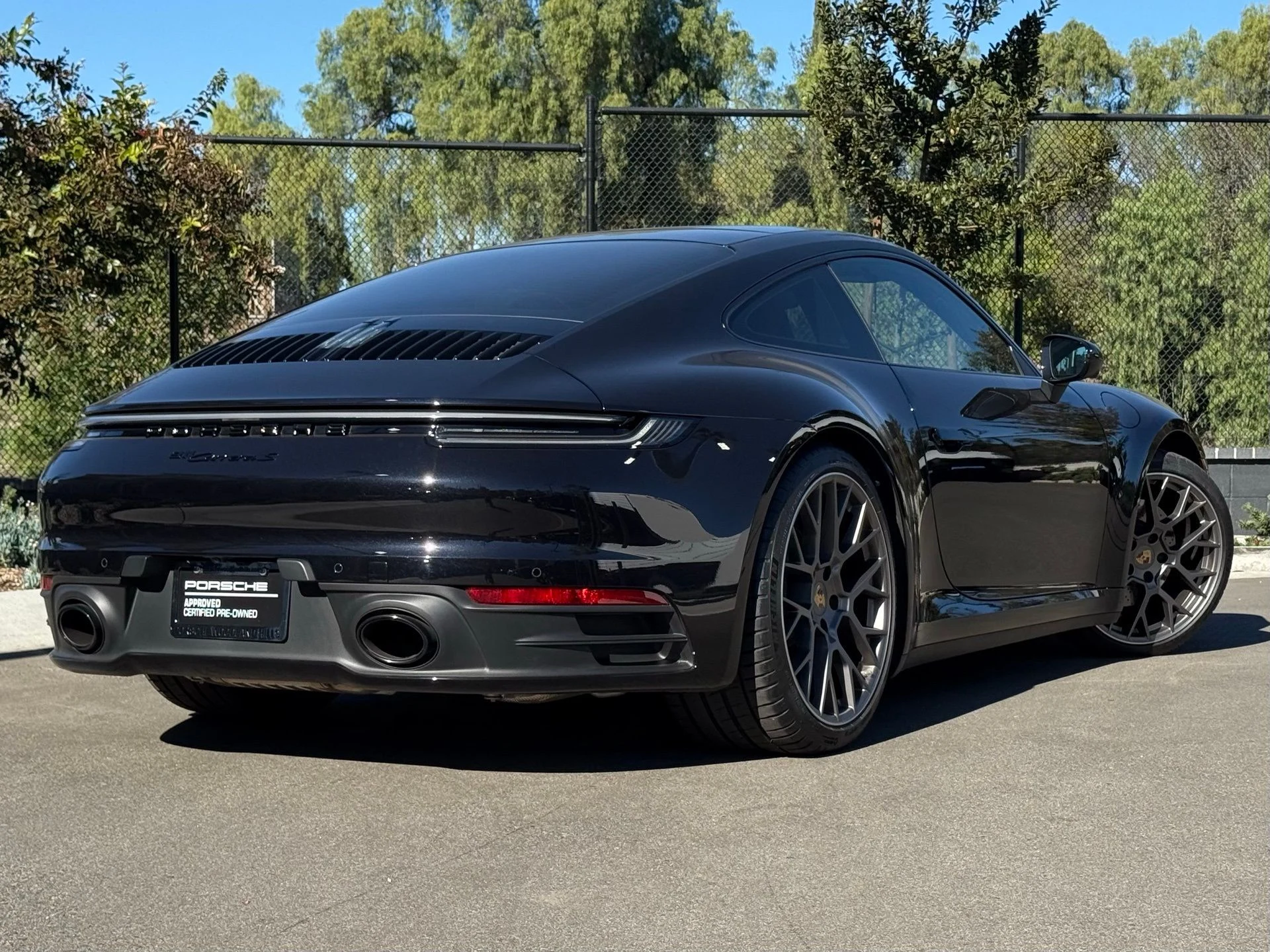 mph006_4207793550_c27db4b4b770a393f8c331ed14b452ed_0b1d14c75c