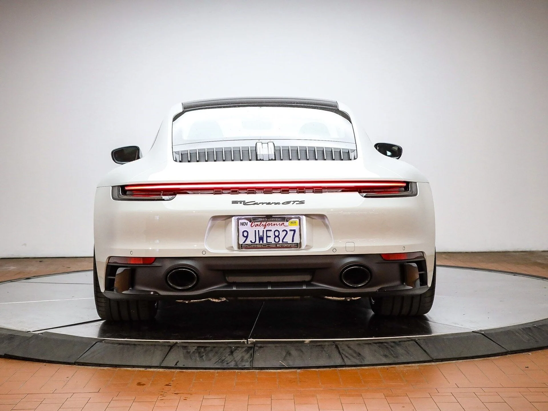 mph006_4208093755_5c2695bd42b0be490b631f137c70d790x_b81d415032