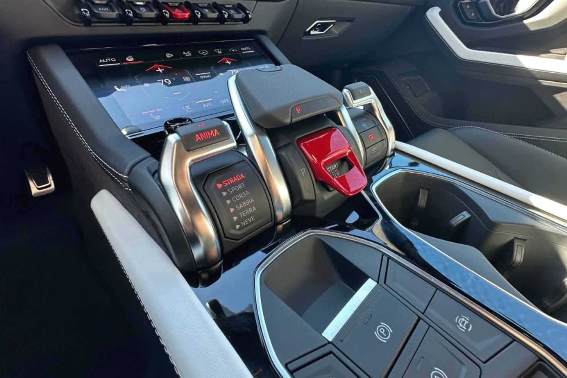 mph006_4213059947_New_2026_Lamborghini_Urus_SE_1773931906_3c999c2be5