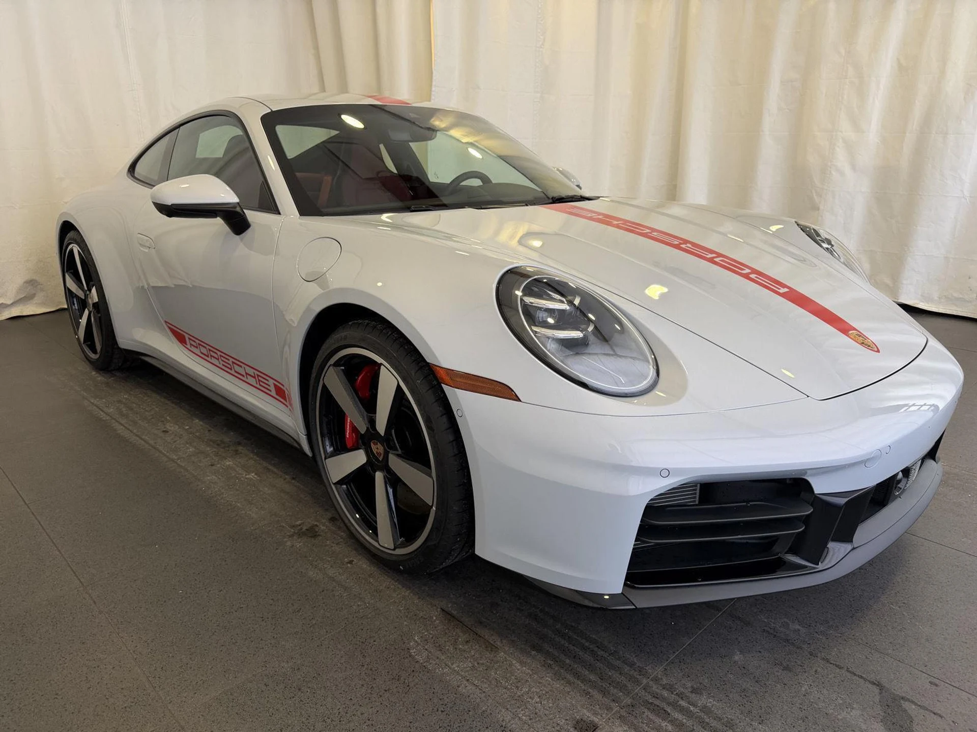 mph006_421428342_f80f4d98f5949d442d1ff849b020e601x_e9631eb3f3