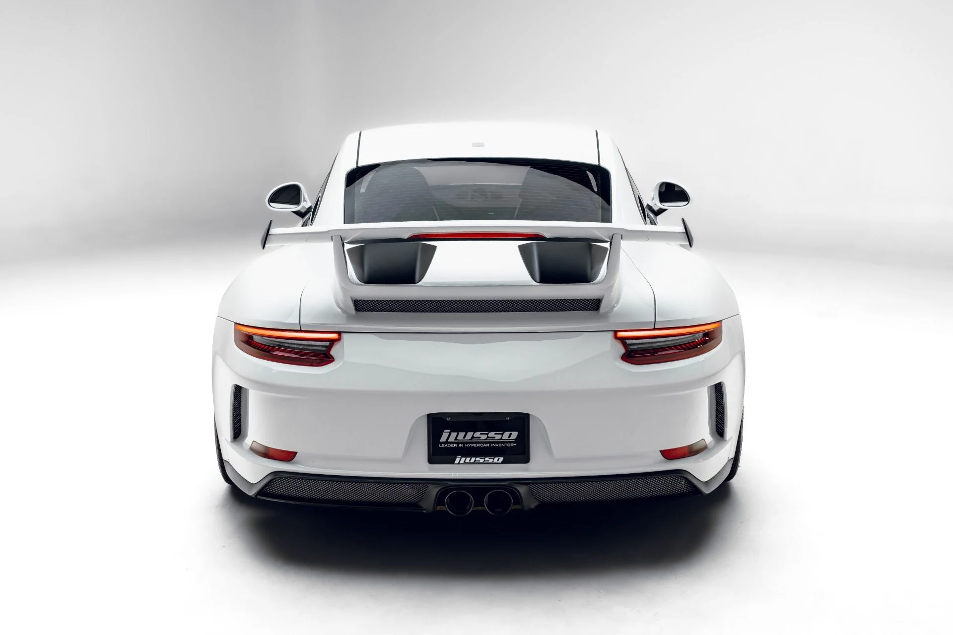 mph006_4220139693_Used_2018_Porsche_911_GT_3_1781890386_543e353742