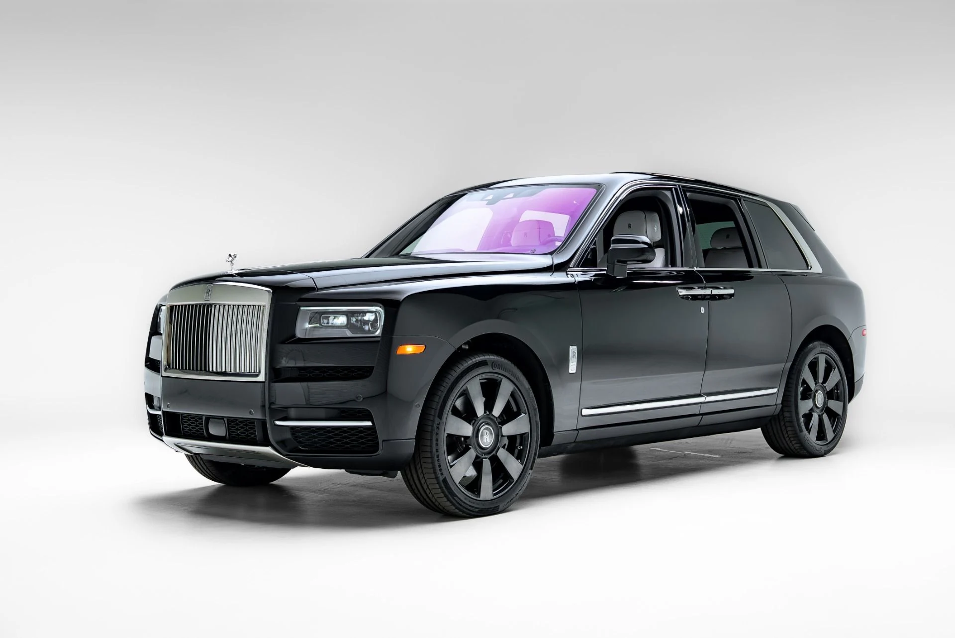 mph006_4220751592_Used_2023_Rolls_Royce_Cullinan_1777310585_320b3b9927