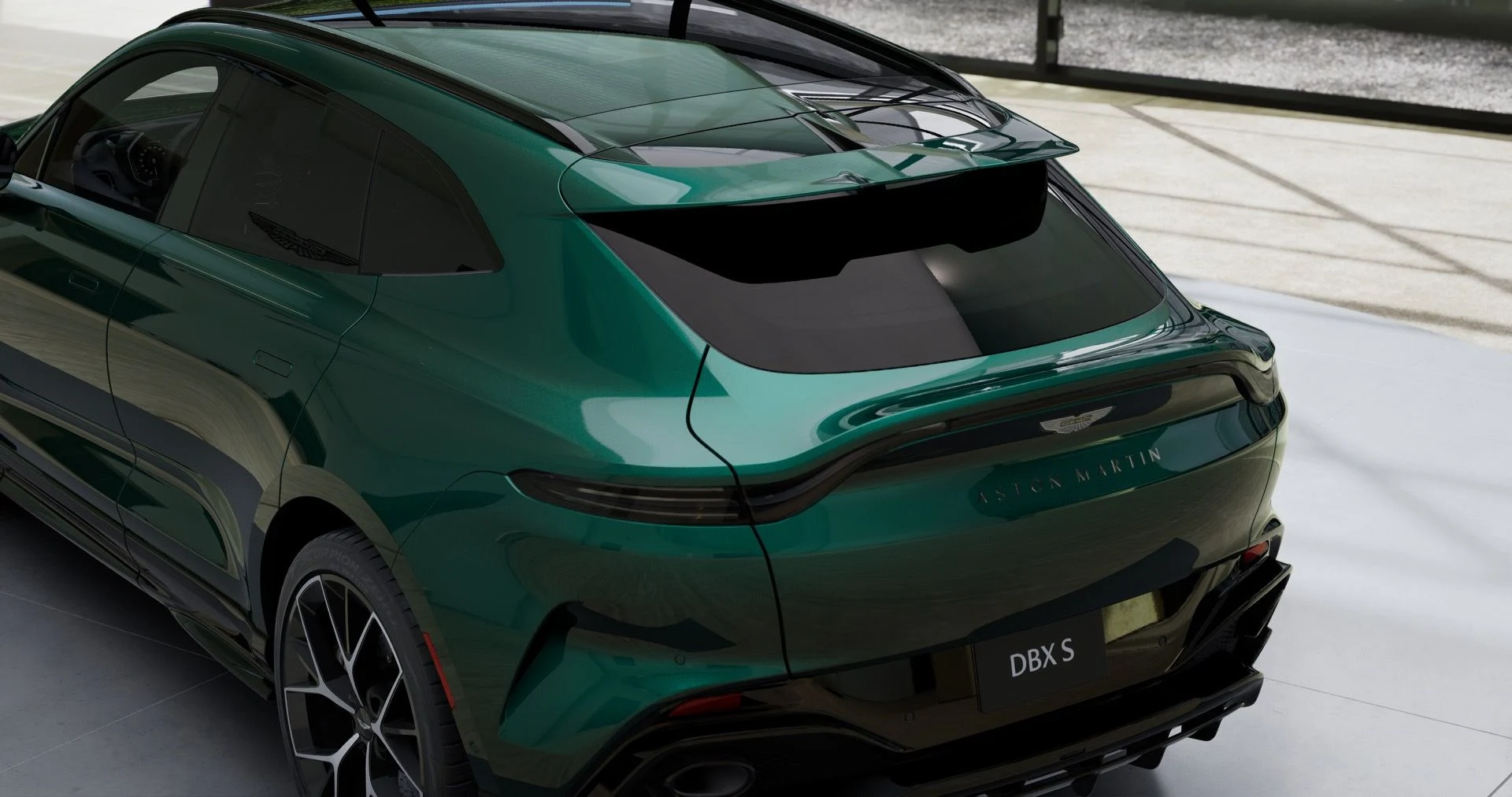 mph006_4221122980_New_2026_Aston_Martin_DBX_S_1791461014_8a2391eaa7