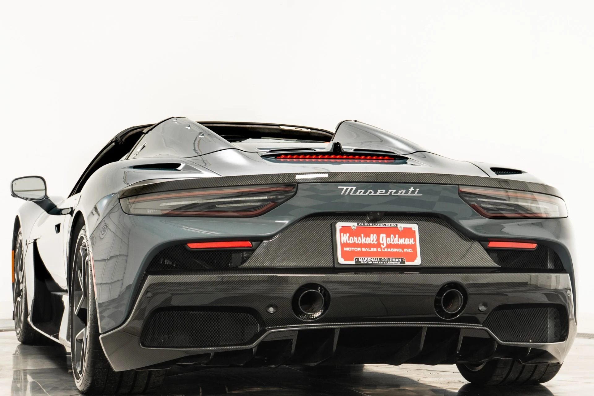 mph006_4222929236_Used_2023_Maserati_MC_20_Cielo_1755620667_33405ccef8