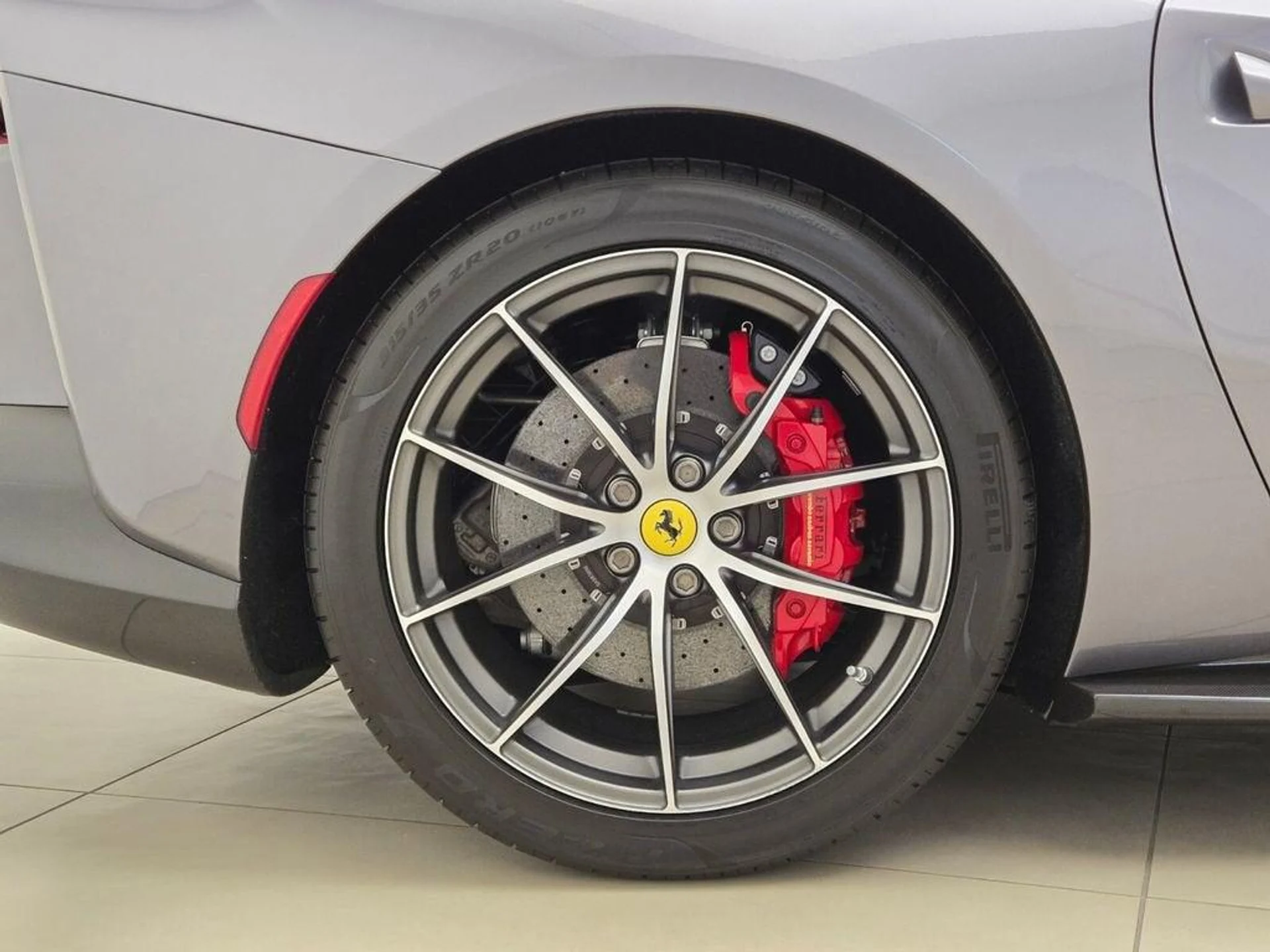 mph006_4225293799_Used_2022_Ferrari_812_GTS_1777383827_933aa09e12