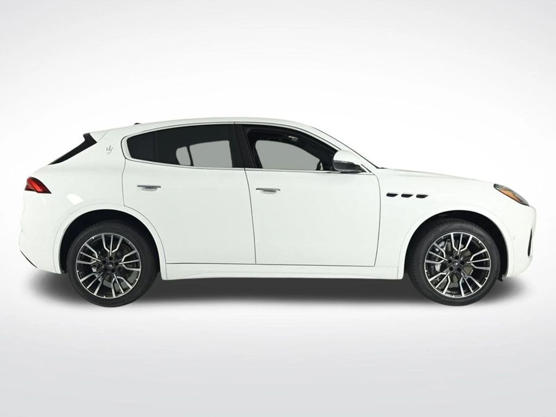 mph006_4228613364_new_2025_maserati_grecale_awd_11350_22975686_6_1024_3ac32a2252