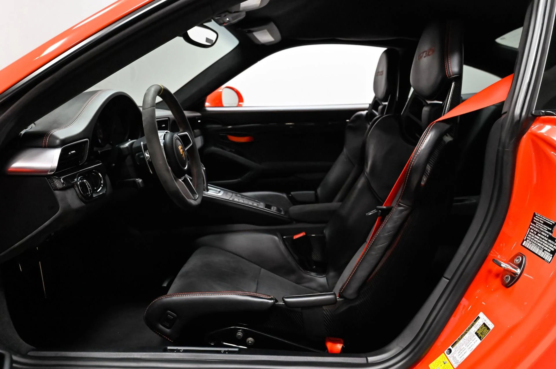 mph006_4233956923_Used_2016_Porsche_911_GT_3_RS_1791298183_5ff2dfd4b4