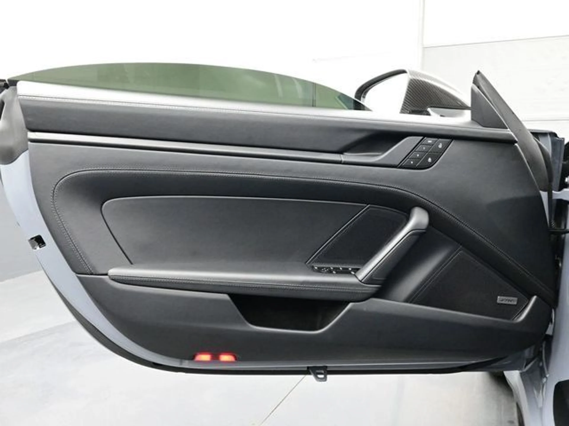 mph006_4235512272_1d5b68f0886cb04981ebc5ce75daad00x_29125d1e34