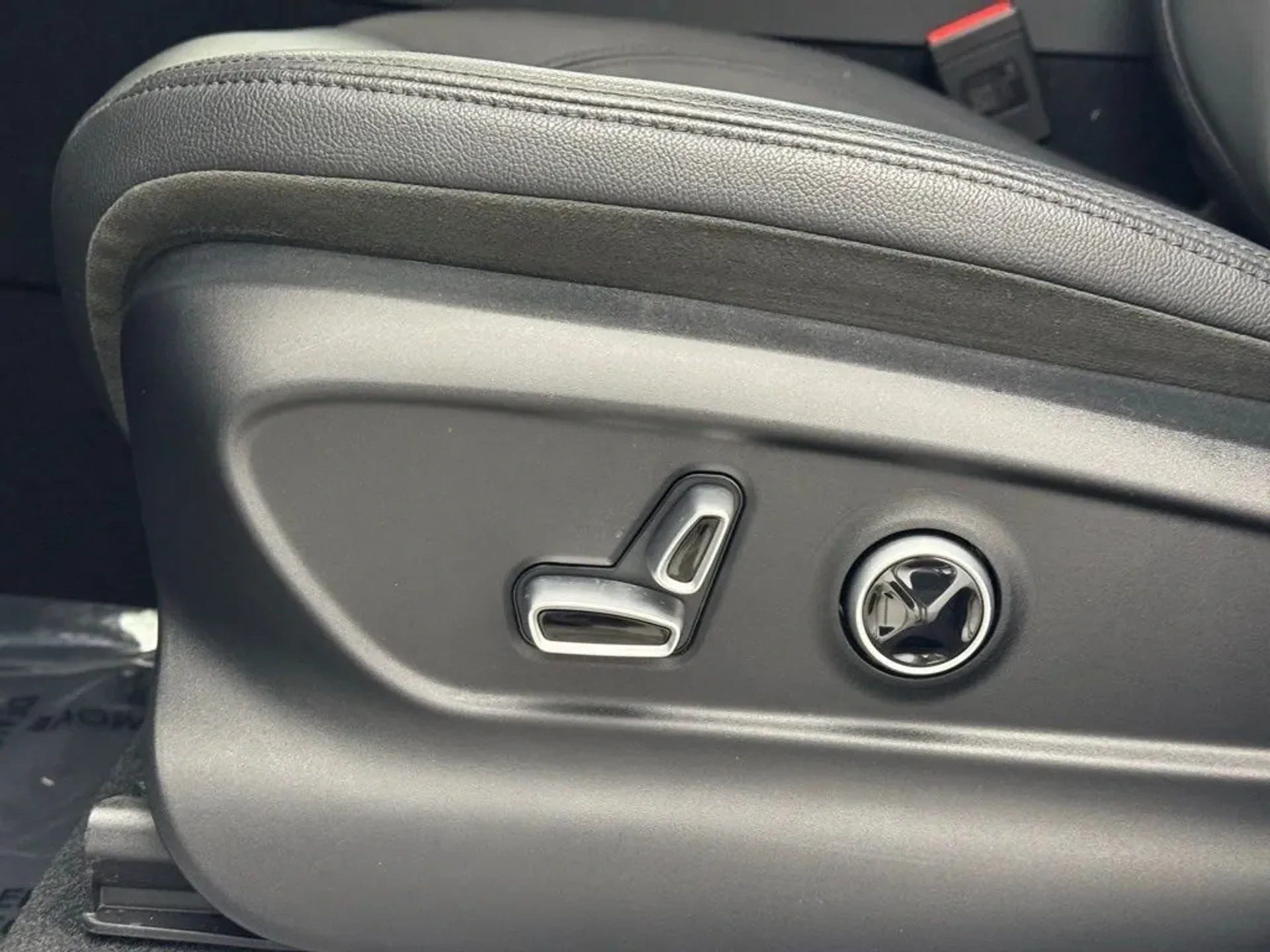 mph006_4237758402_1ncdm4ysf5m6caas777u06fp33xo_9e168cc6a3