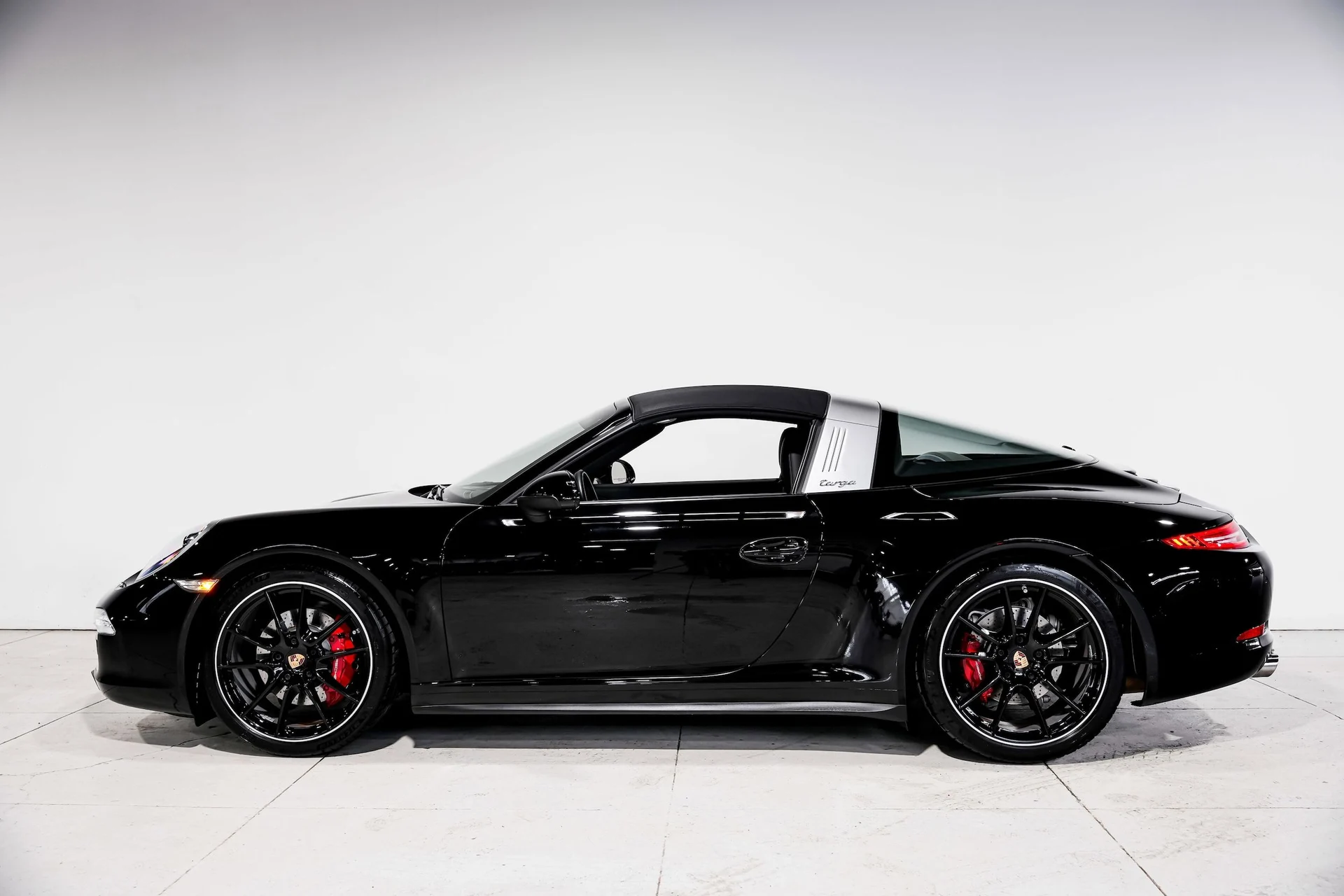 mph006_4250362970_5751e71ba5d4a90a8131d246e63325aax_7fc5c6c775