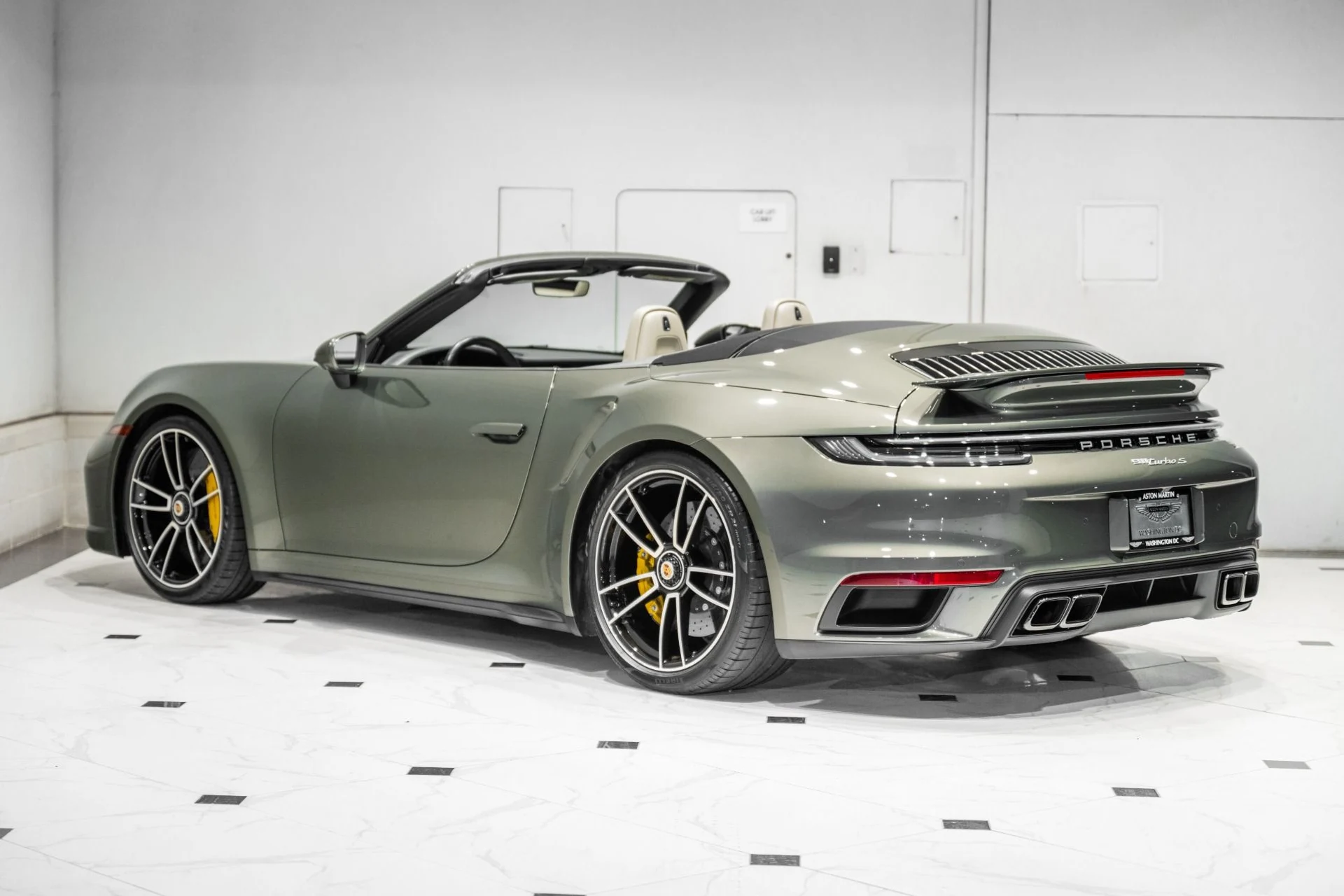 mph006_4250541118_Used_2021_Porsche_911_Turbo_S_1775321937_d9b1b0610c