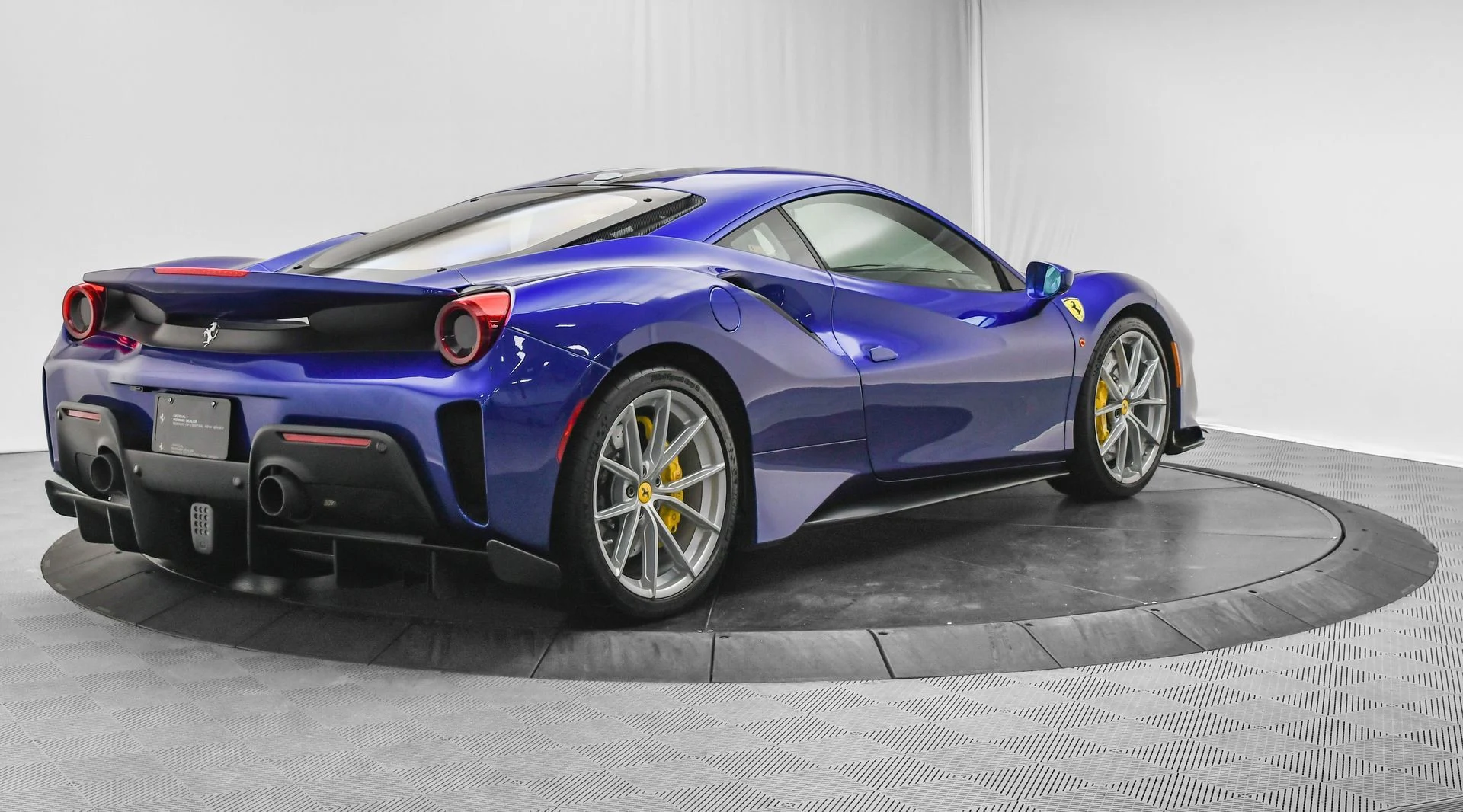 mph006_4251624159_0139c2704d4a498ca9b7435aa559227f_84b520ed2d