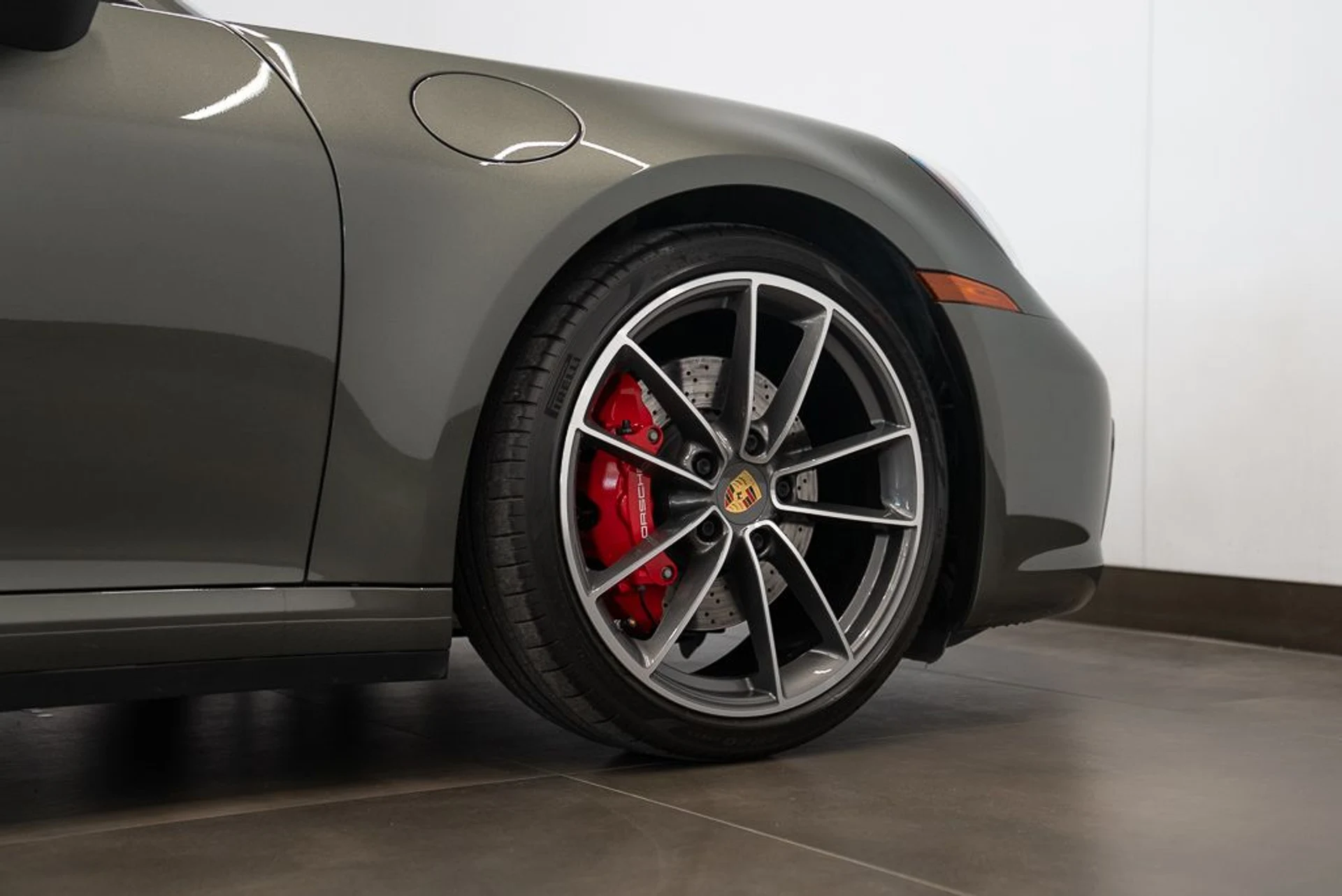 mph006_4255511133_porsche_911_2020_jpg_v_1778691807_f1f201fe9a