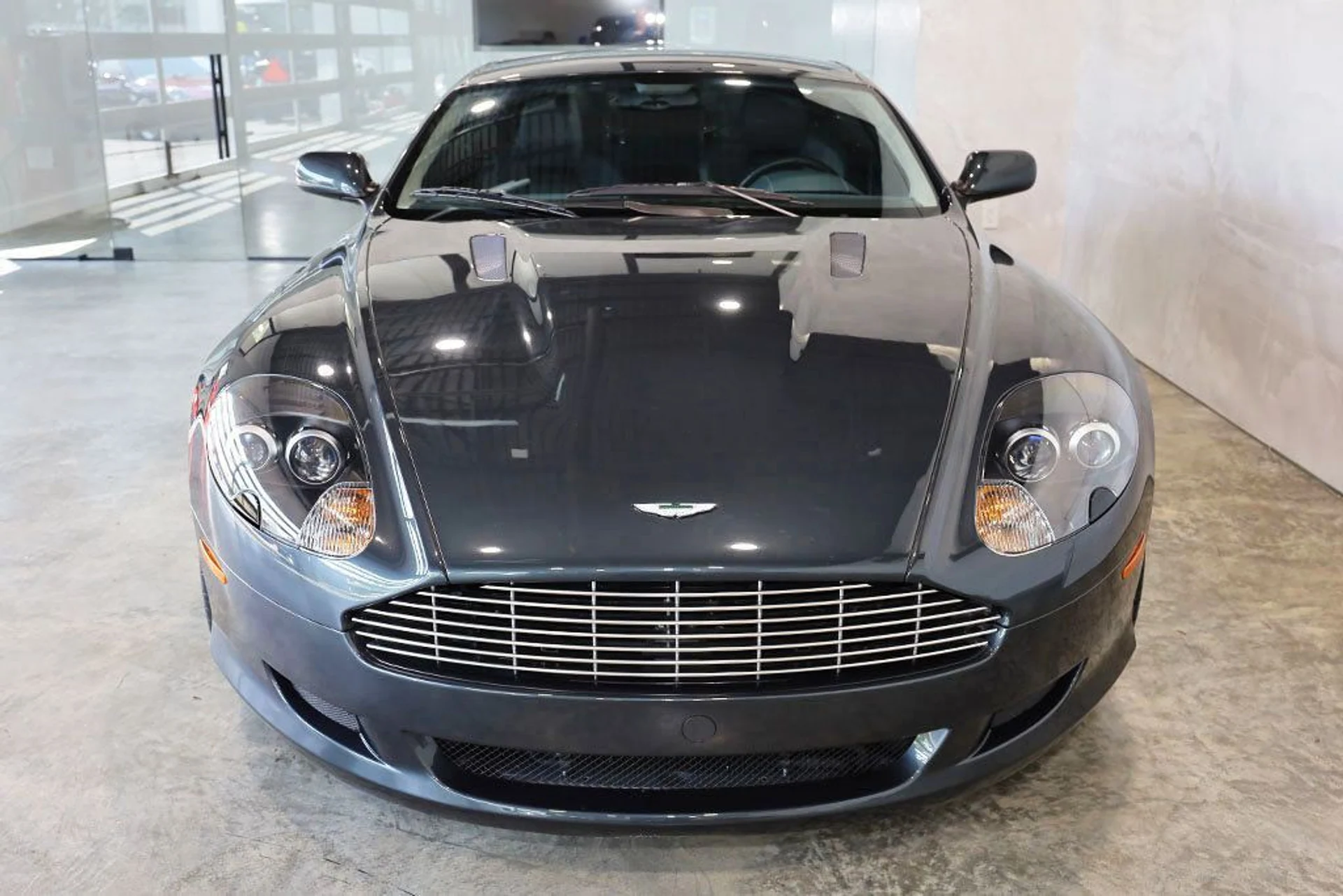 mph006_4271107528_used_2007_aston_martin_db9_2drcoupemanual_9689_21830752_7_1024_bf8253680c