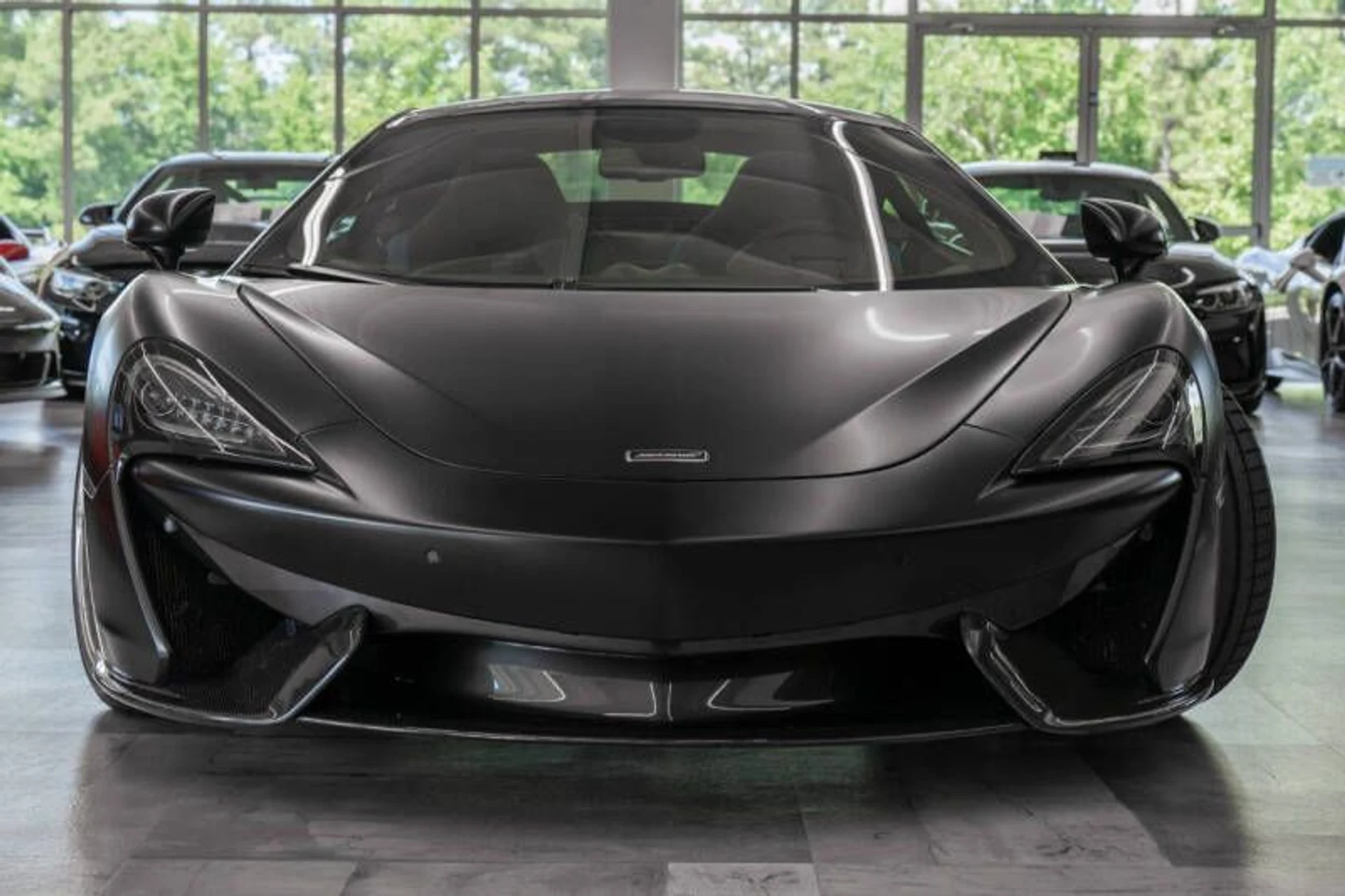 mph006_4272888977_2017_mclaren_570gt_base_2dr_coupe_26016e560e