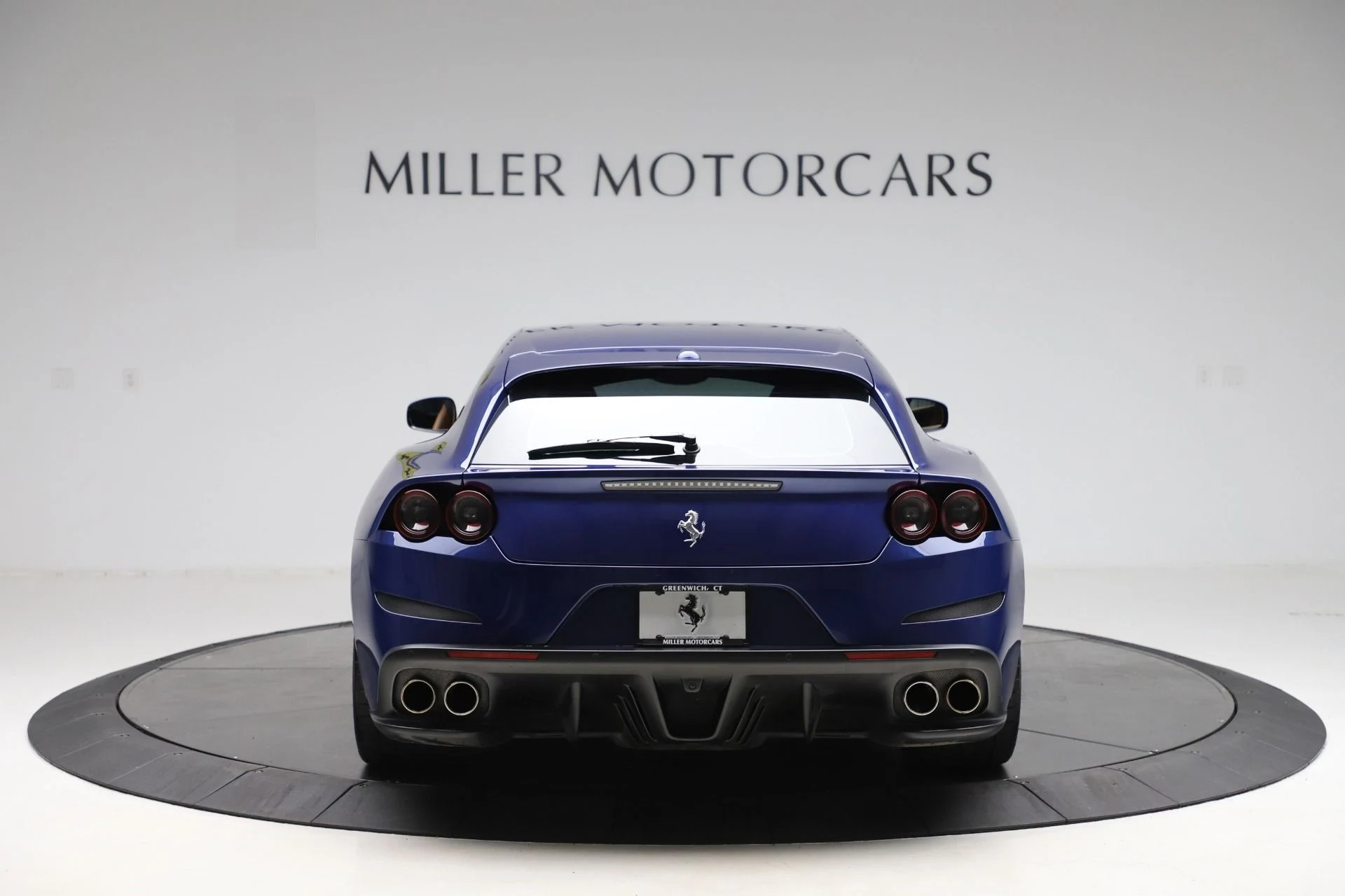 mph006_4273077412_Used_2017_Ferrari_GTC_4_Lusso_fc67af3a96