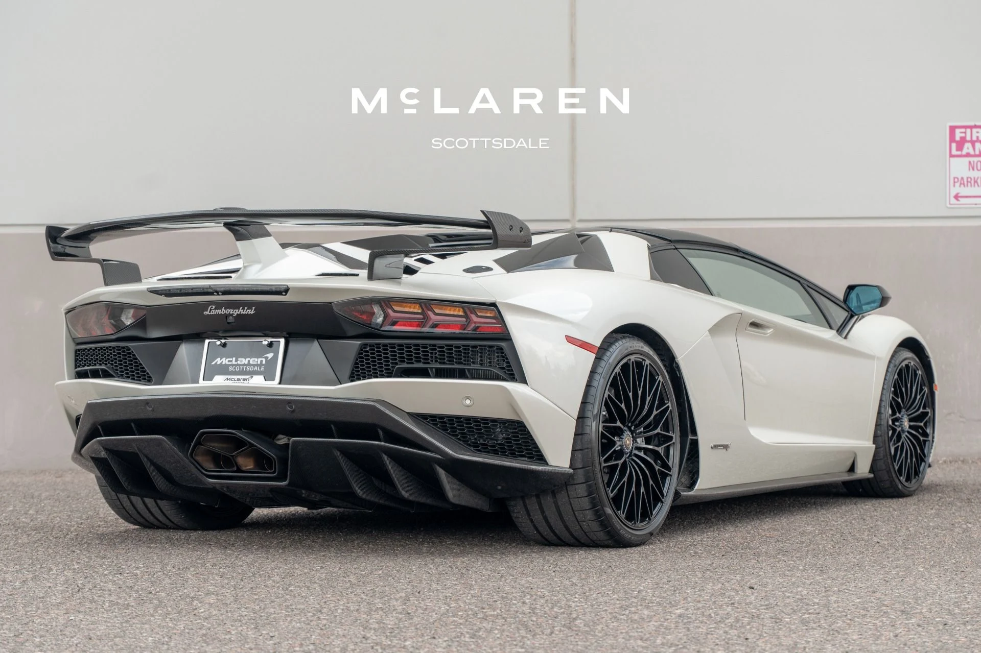 mph006_4274799040_Used_2019_LAMBORGHINI_AVENTADOR_LP_740_4_S_Roadster_1792777508_ea3e455d24