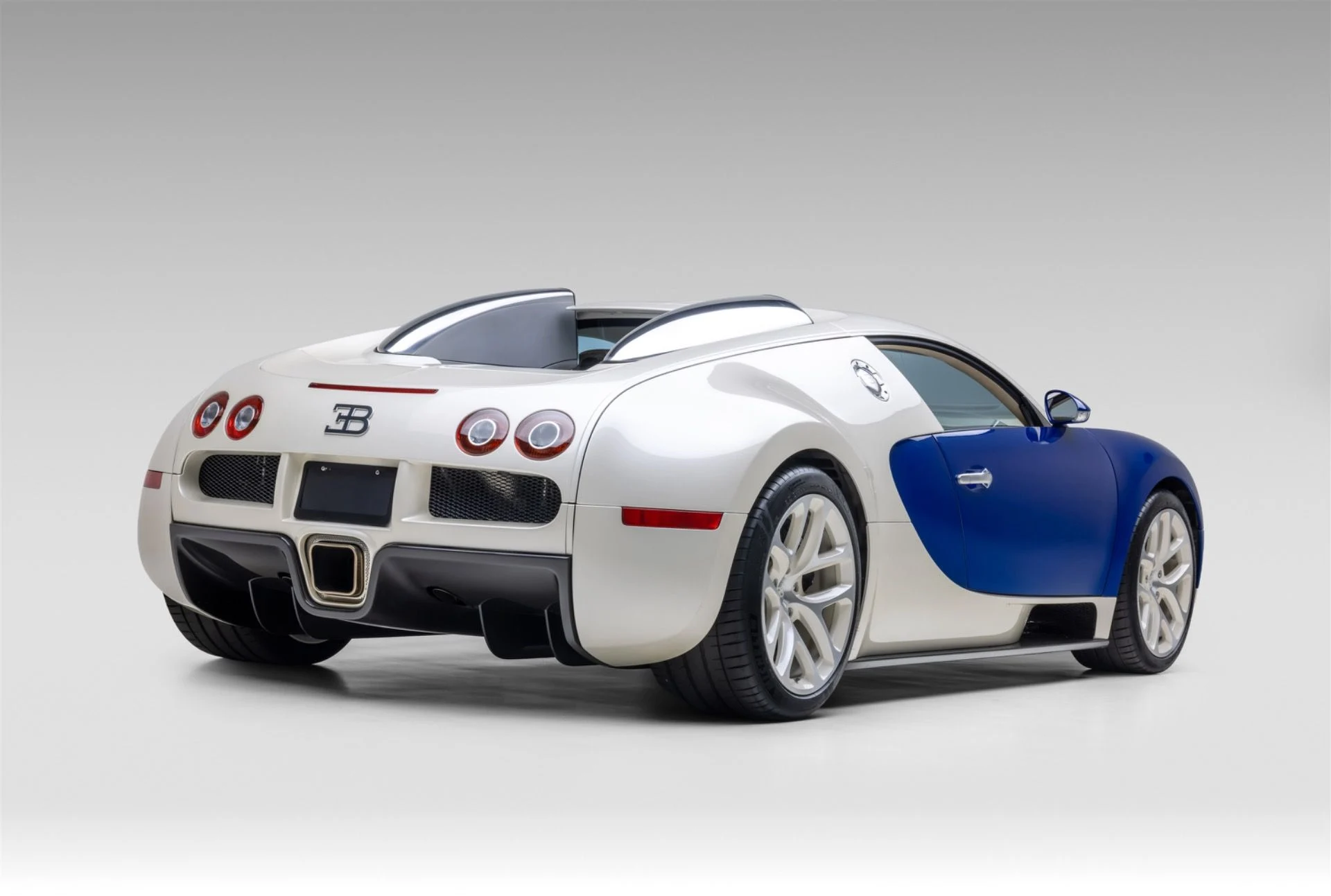 mph006_4277722074_13249_p7_l_677f15b7c3