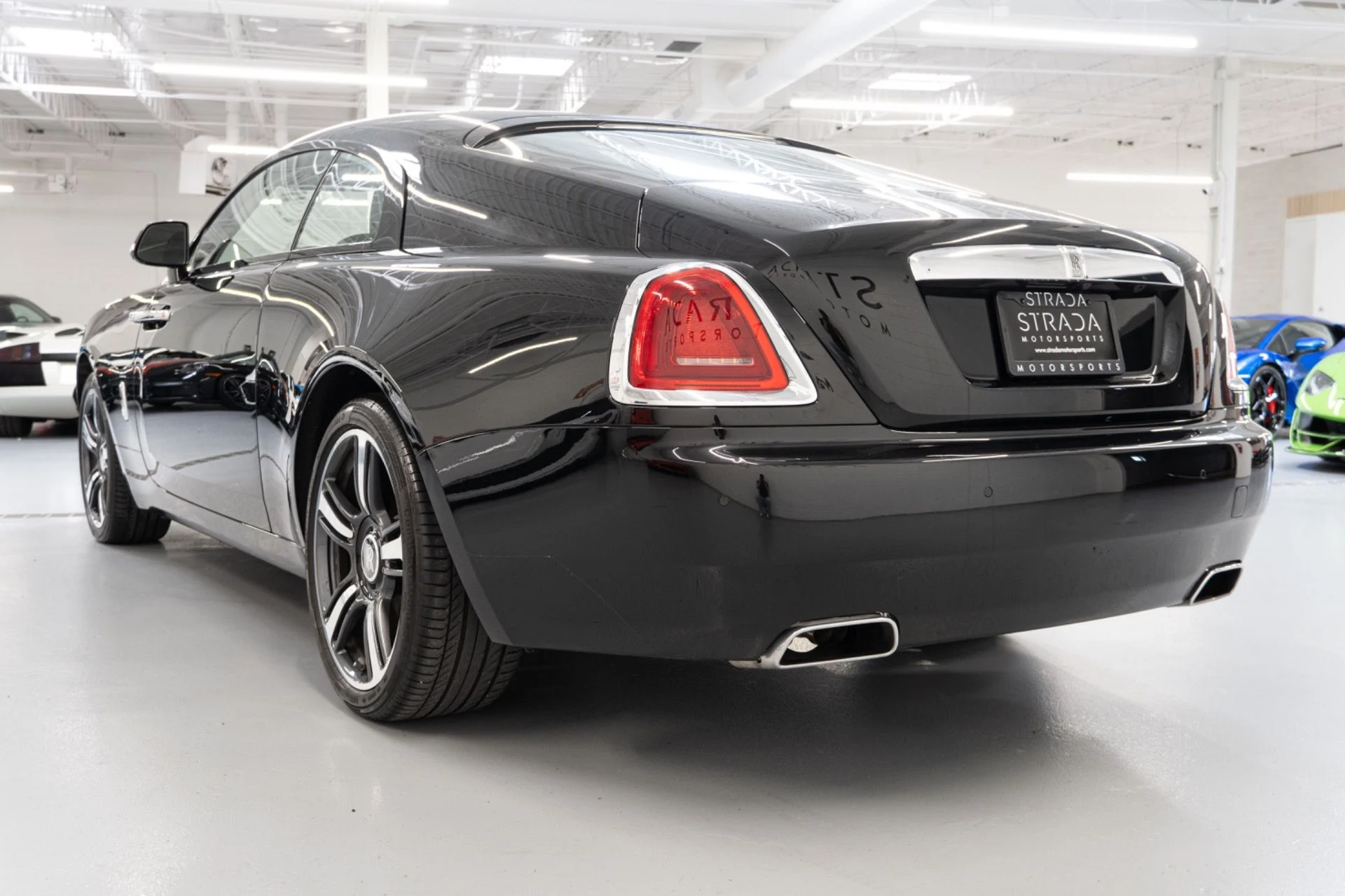 mph006_4279361197_Used_2017_Rolls_Royce_Wraith_1760029536_f59f2c82dc
