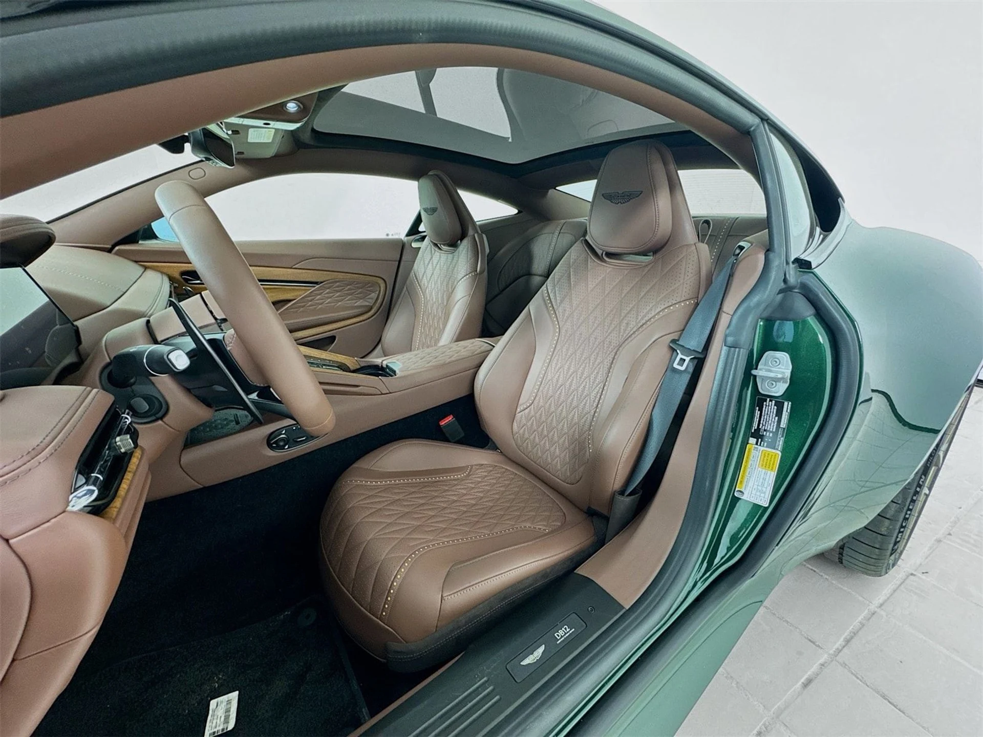 mph006_4281556888_843f569b2a46e95ff2c41653676404a1x_bd422e6f61