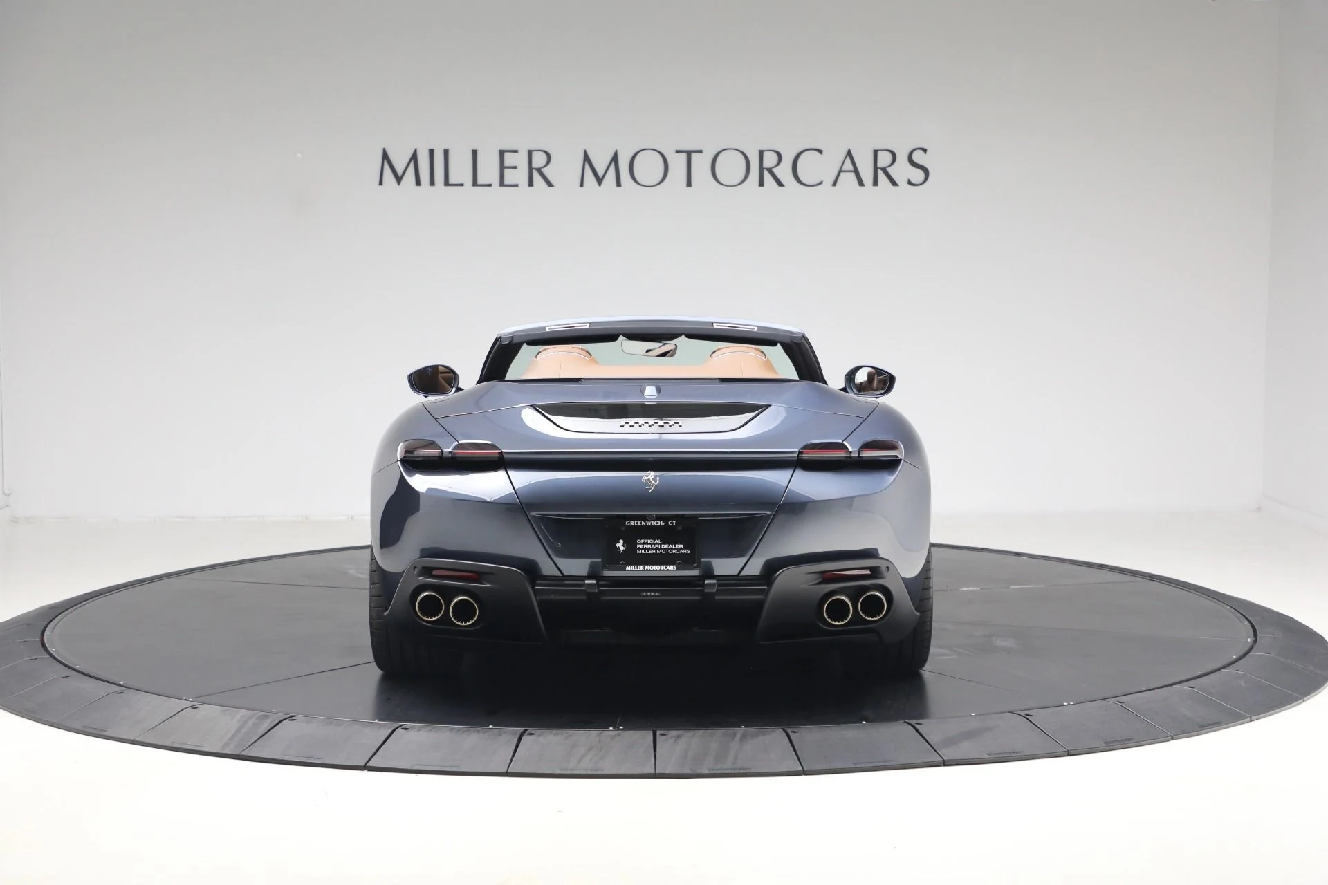mph006_4286665325_Used_2025_Ferrari_Roma_Spider_1793294137_5a8ca8f0ec