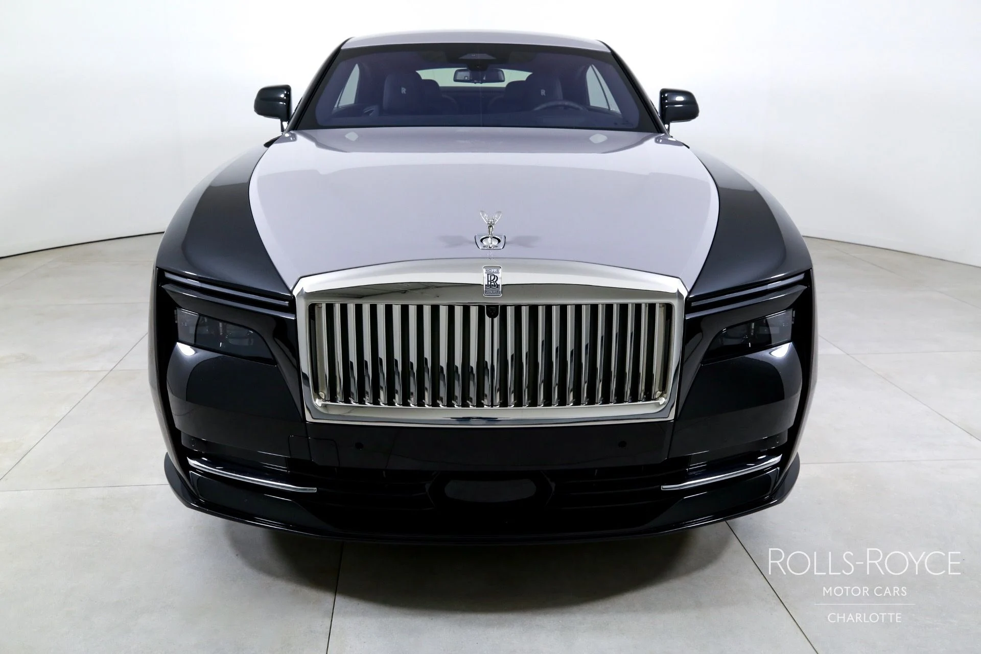 mph006_430699148_Used_2025_Rolls_Royce_Spectre_1757533380_7f502140f0