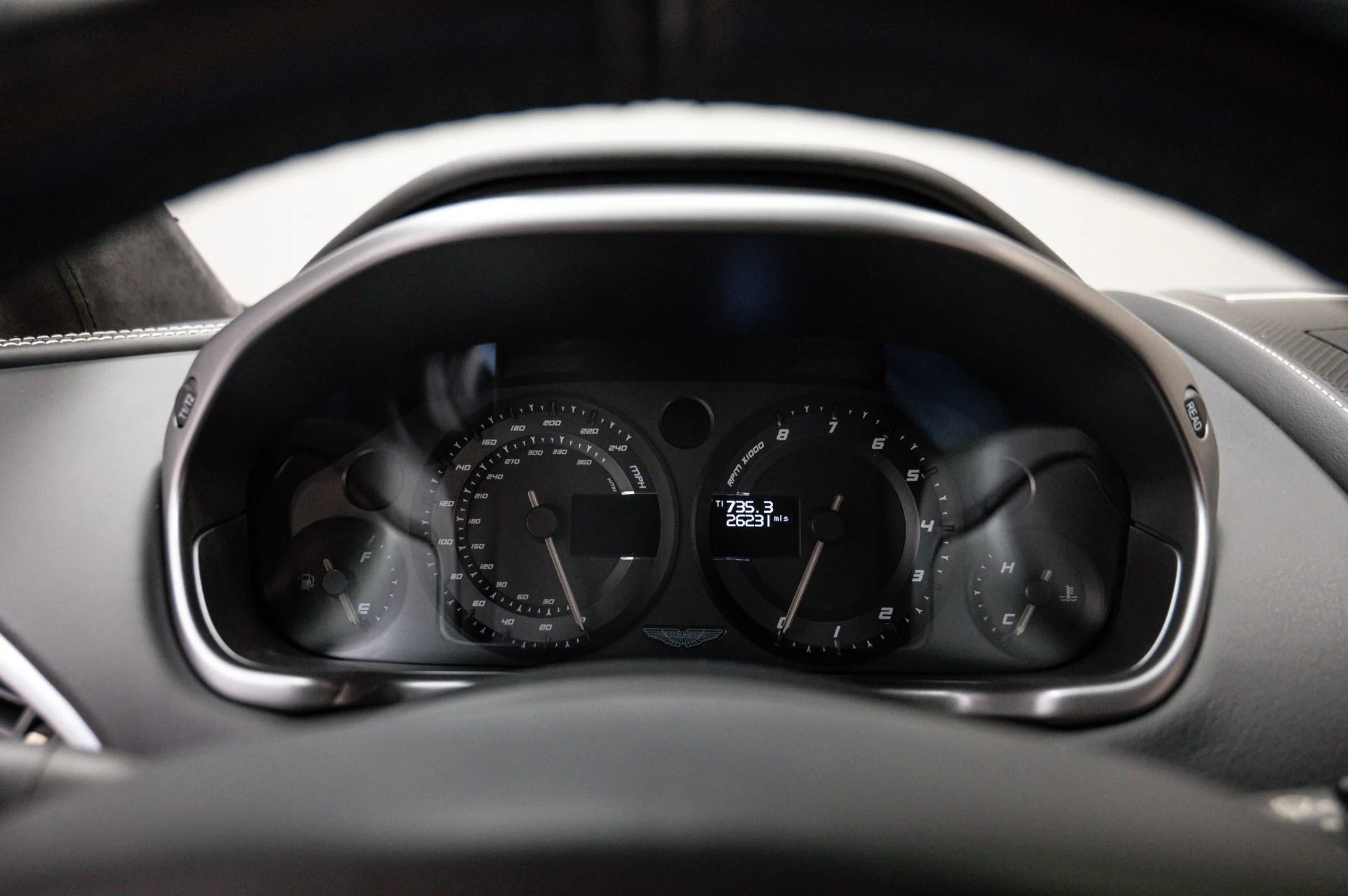 mph006_454943869_Used_2014_Aston_Martin_Vanquish_V12_1729699077_ad271eb439