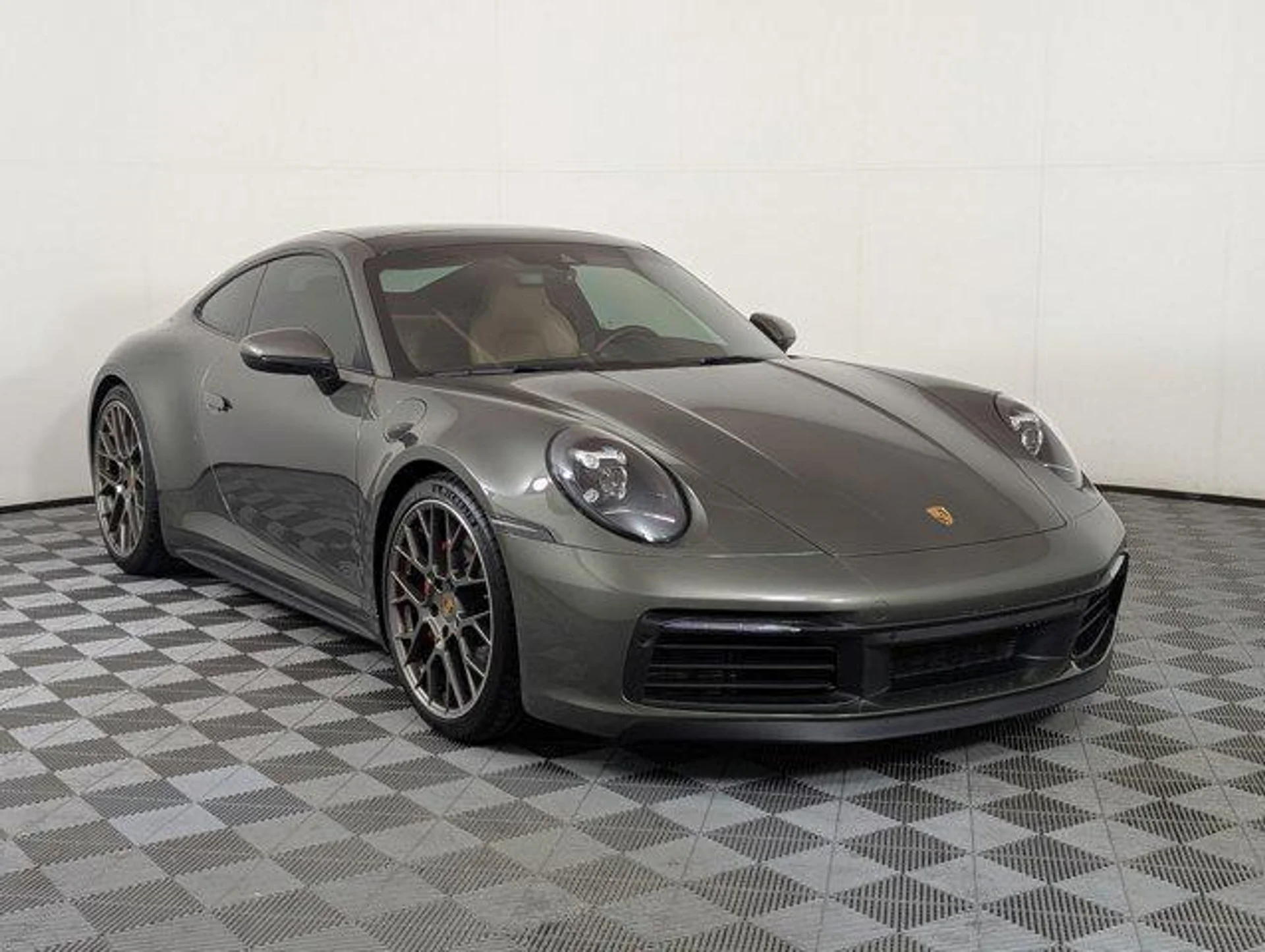 mph006_464777552_4_QHU_03_Fe_Kv_WI_9_Y_Et61_Qck_Lj_Igu_M_9d24b054b6