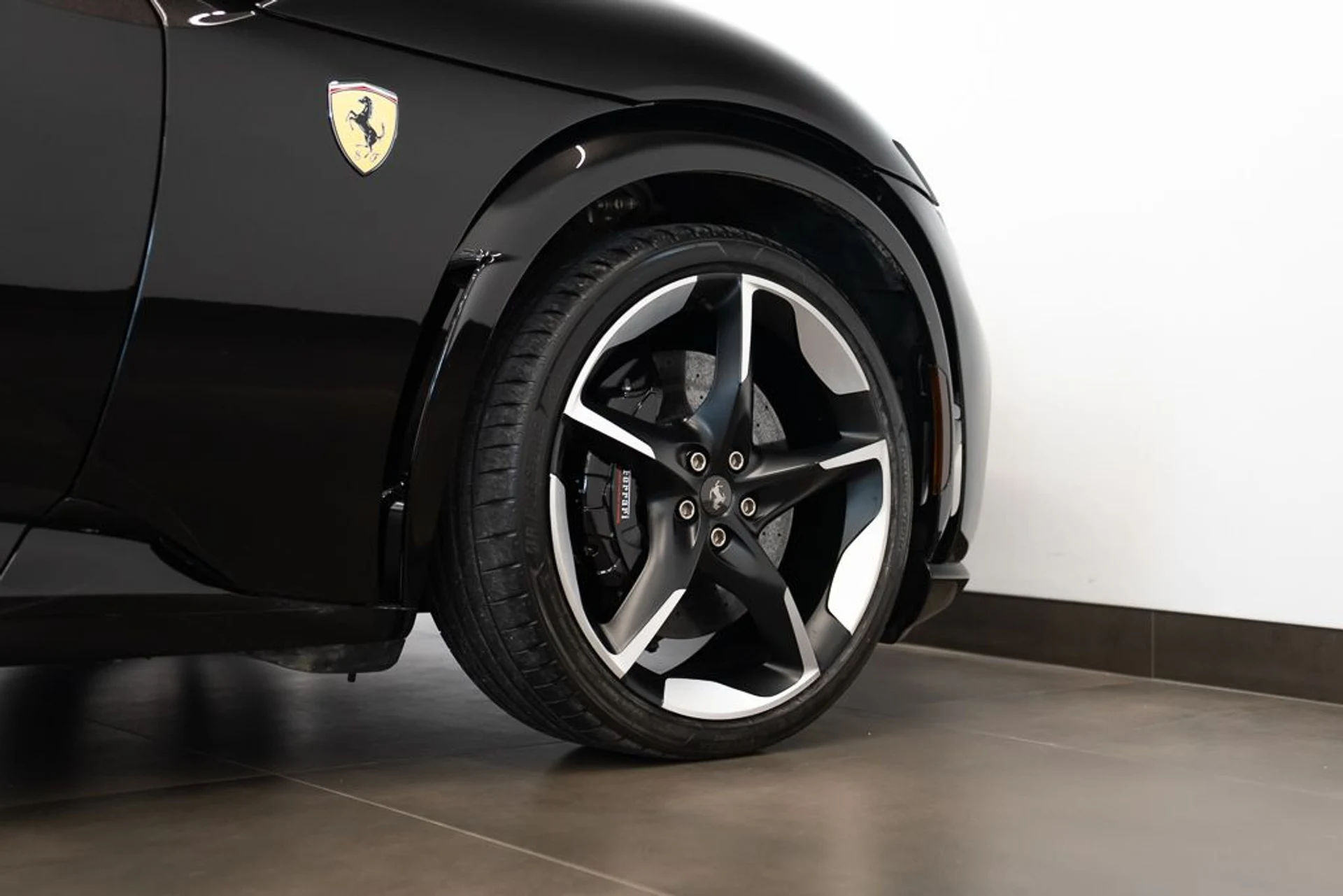 mph006_467861357_ferrari_purosangue_2025_jpg_v_1778083630_563deef434
