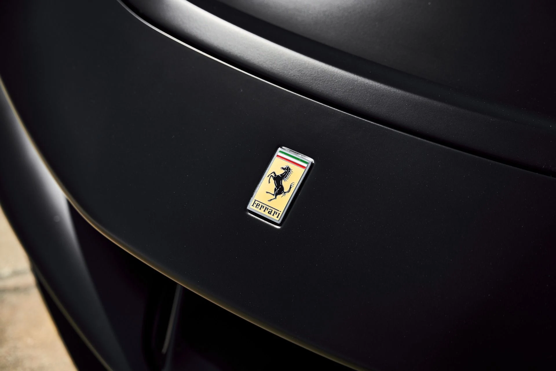 mph006_469811945_Used_2024_Ferrari_SF_90_Spider_Base_1785519963_66ceb33a52