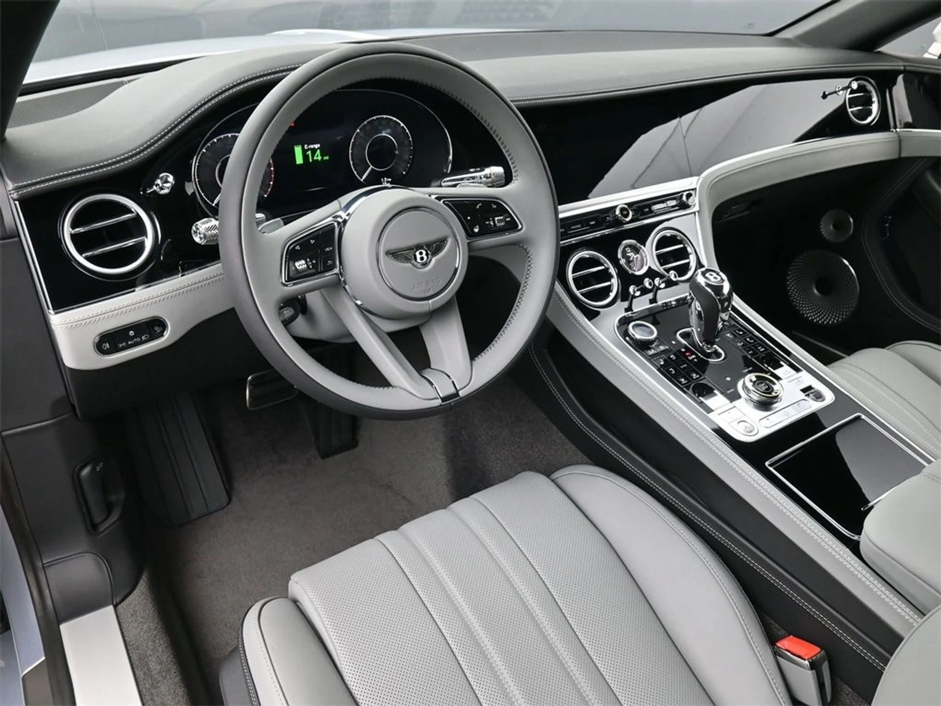 mph006_471665215_766e02e21fa9157e09fa401556c6174ax_b662236f7e