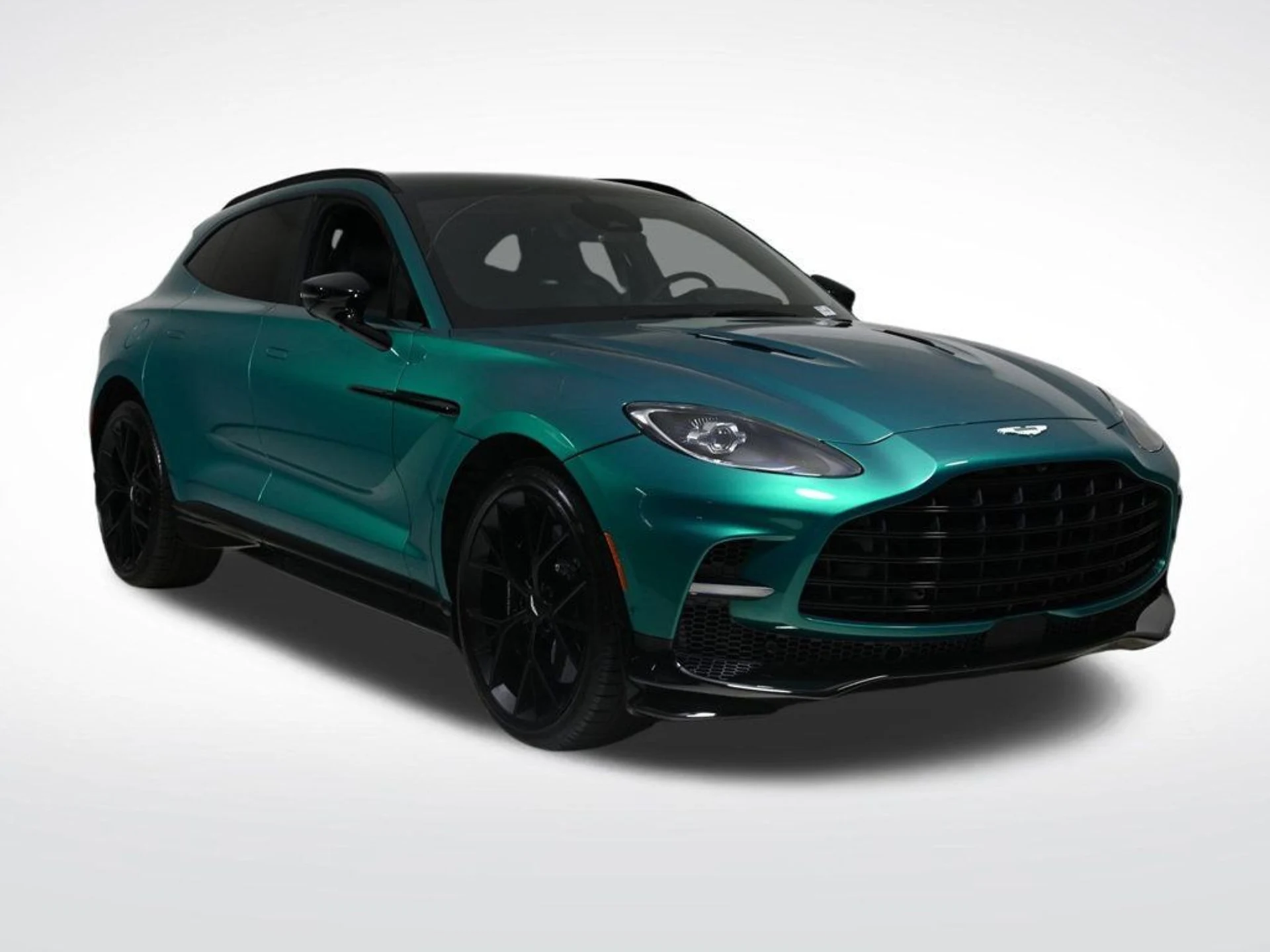 mph006_477658172_new_2026_aston_martin_dbx_707awd_11350_22968751_7_1024_35d57c7ae7