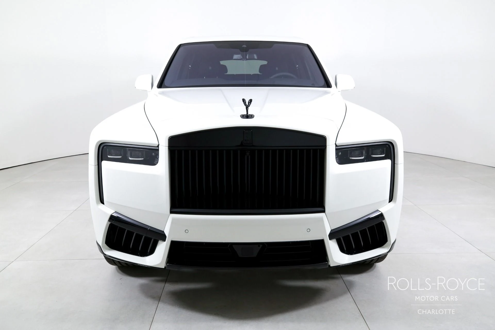 mph006_484003005_Used_2026_Rolls_Royce_Cullinan_1778874560_523ddfa34a