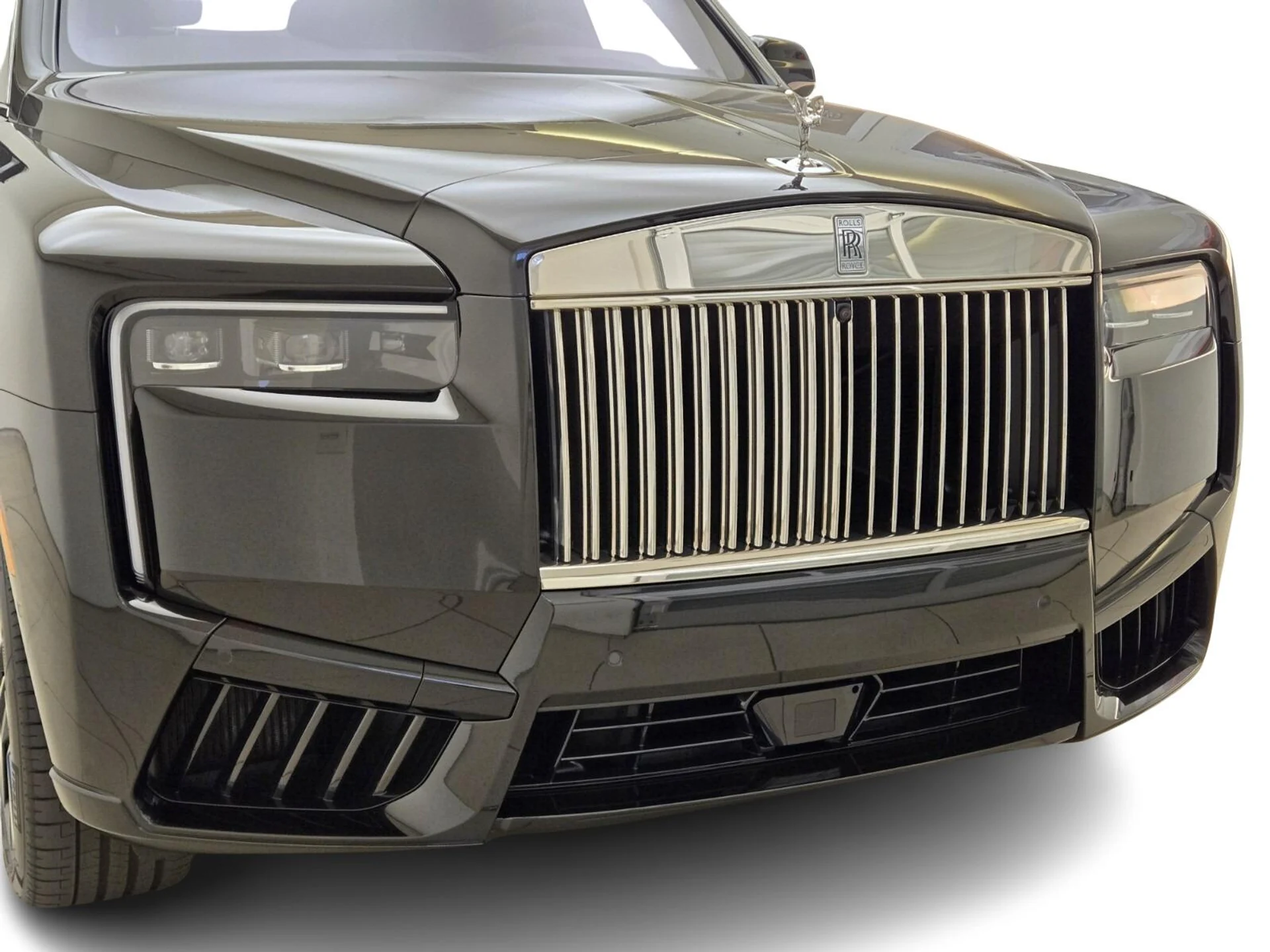 mph006_493578831_New_2026_Rolls_Royce_Cullinan_1776230135_41cd090f5e