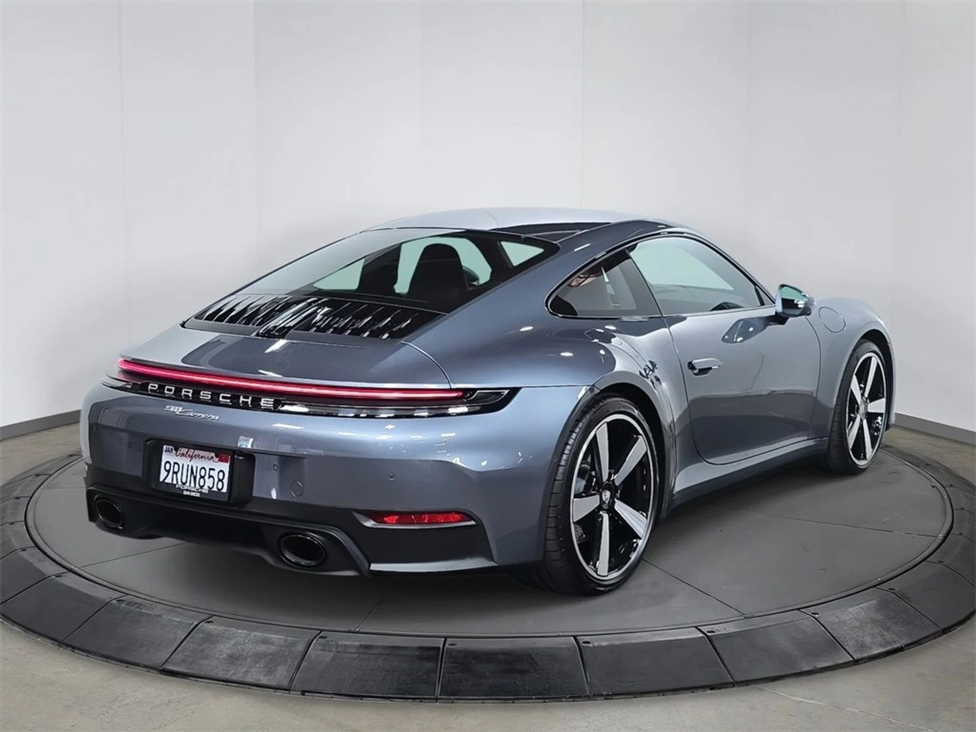 mph006_495781089_c622e66761aaf537dedf0dcfd8998858_09e78abf5f