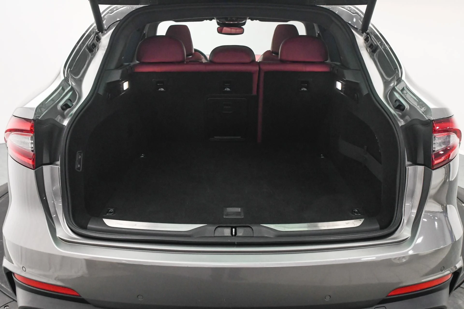 mph006_499882073_Used_2020_Maserati_Levante_S_Gran_Sport_1753430164_76ef96d615