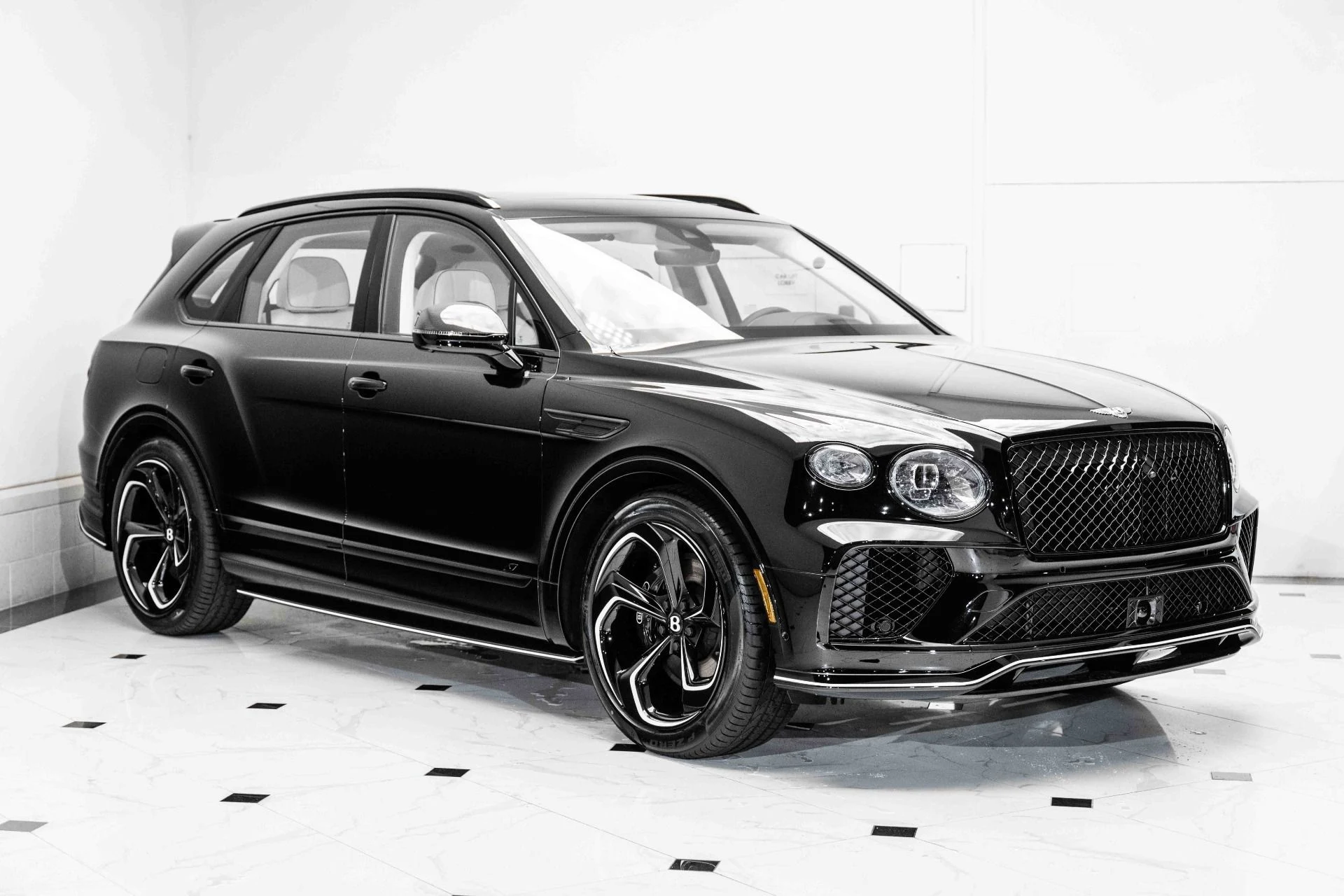 mph006_509790496_Used_2024_Bentley_Bentayga_S_V8_1721581945_eab3a9789c