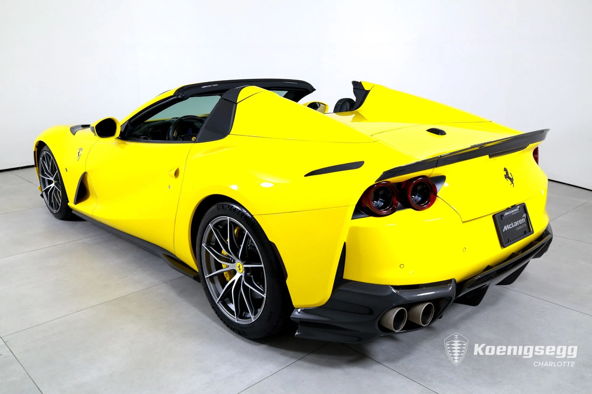mph006_520287034_Used_2023_Ferrari_812_GTS_1782495786_f531a94396