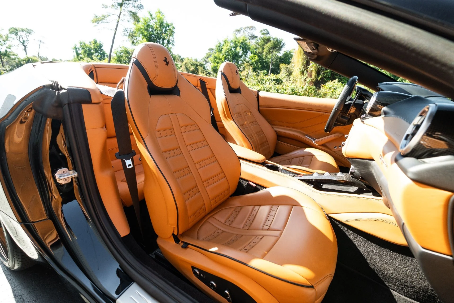 mph006_524786116_Used_2017_Ferrari_California_T_1767065452_938a4e7785