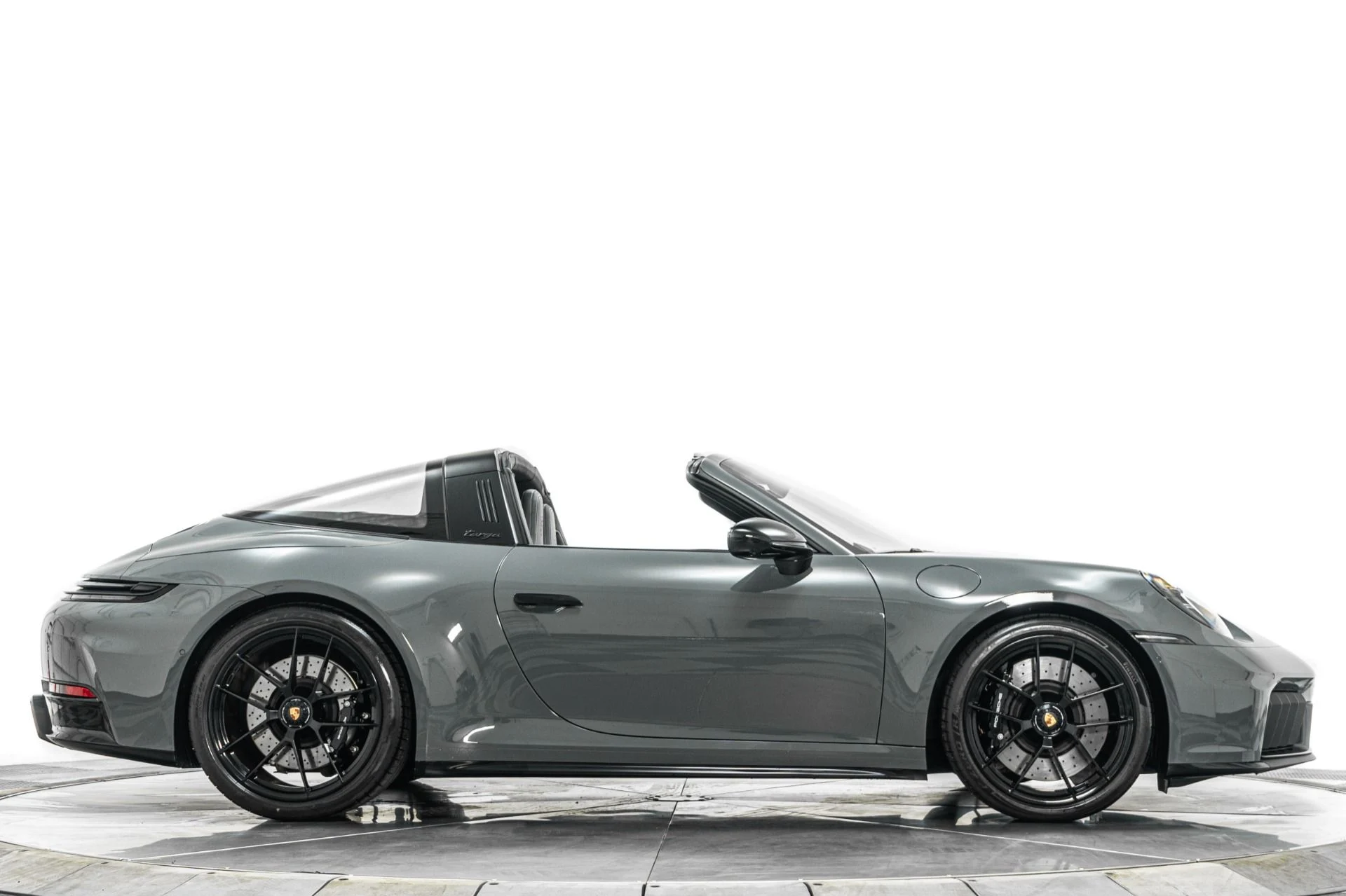 mph006_531591732_Used_2026_Porsche_911_Targa_4_GTS_1782165044_0410c30807