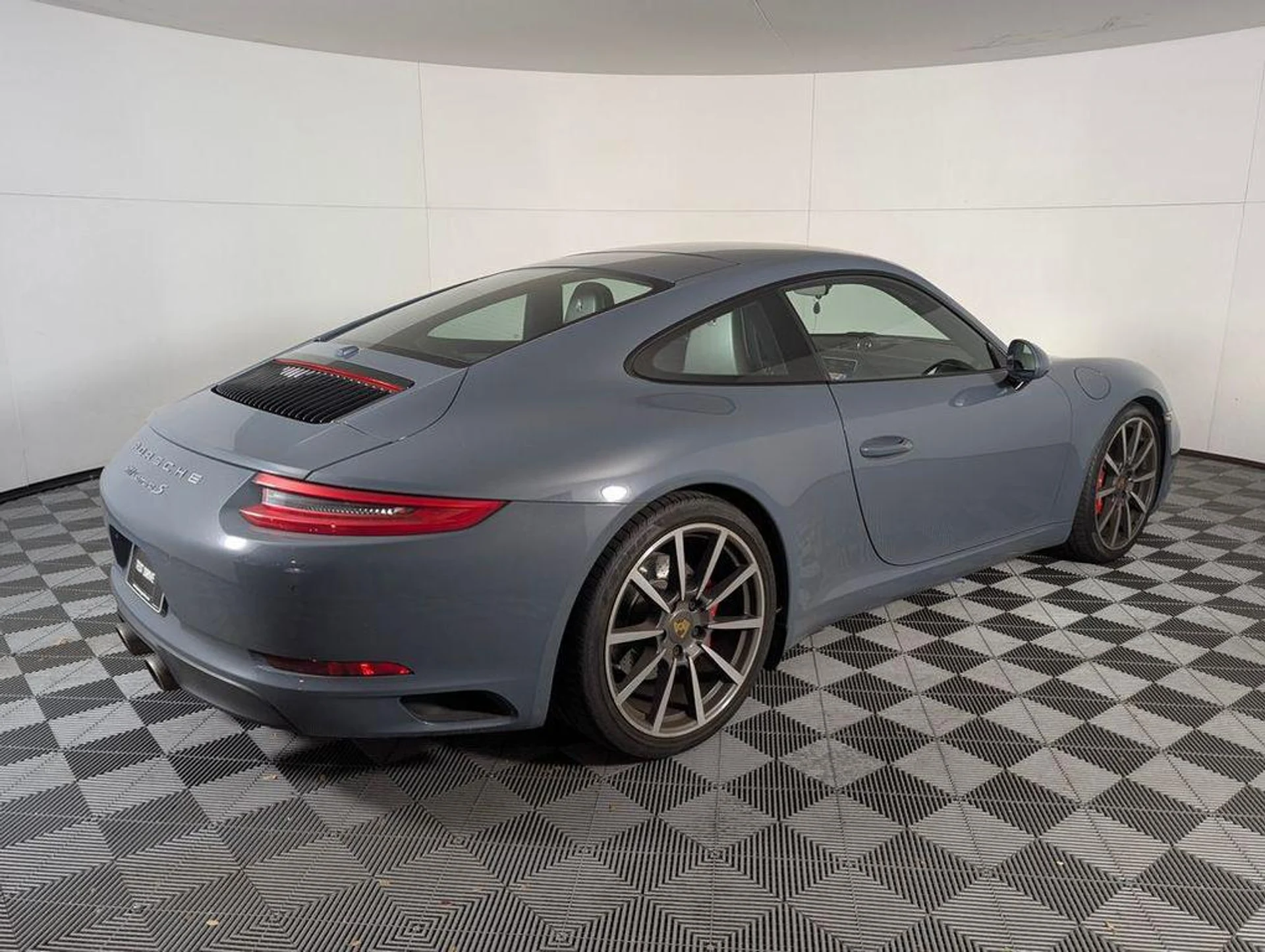 mph006_535236651_K_Nk_Ruf_GQMQU_9_O_Afn_c5x5_L2_S_Ye_M_aa556d96c2