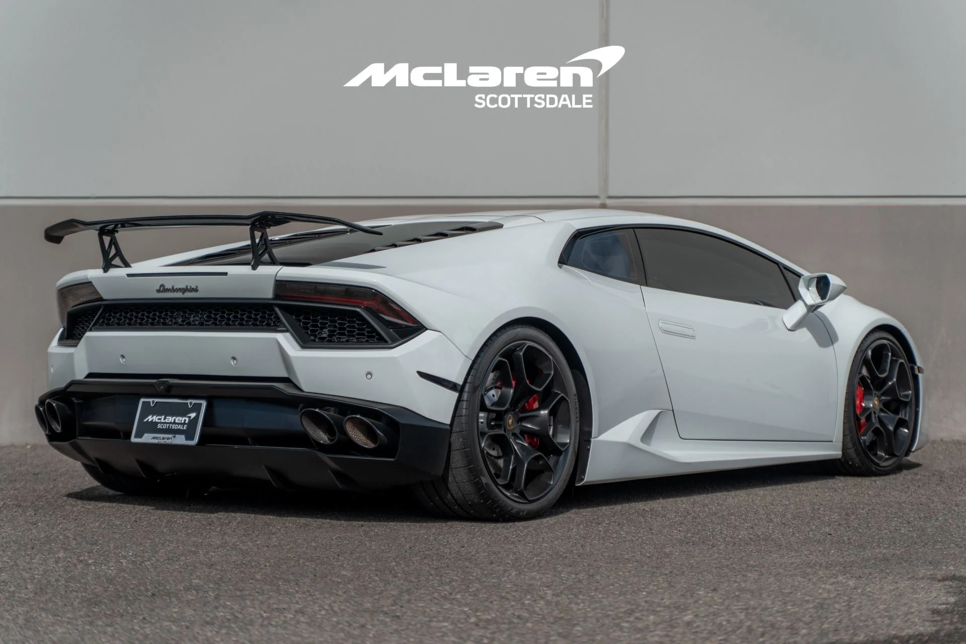 mph006_549302657_Used_2018_LAMBORGHINI_HURACAN_LP_580_2_1764564005_b72d9e5327
