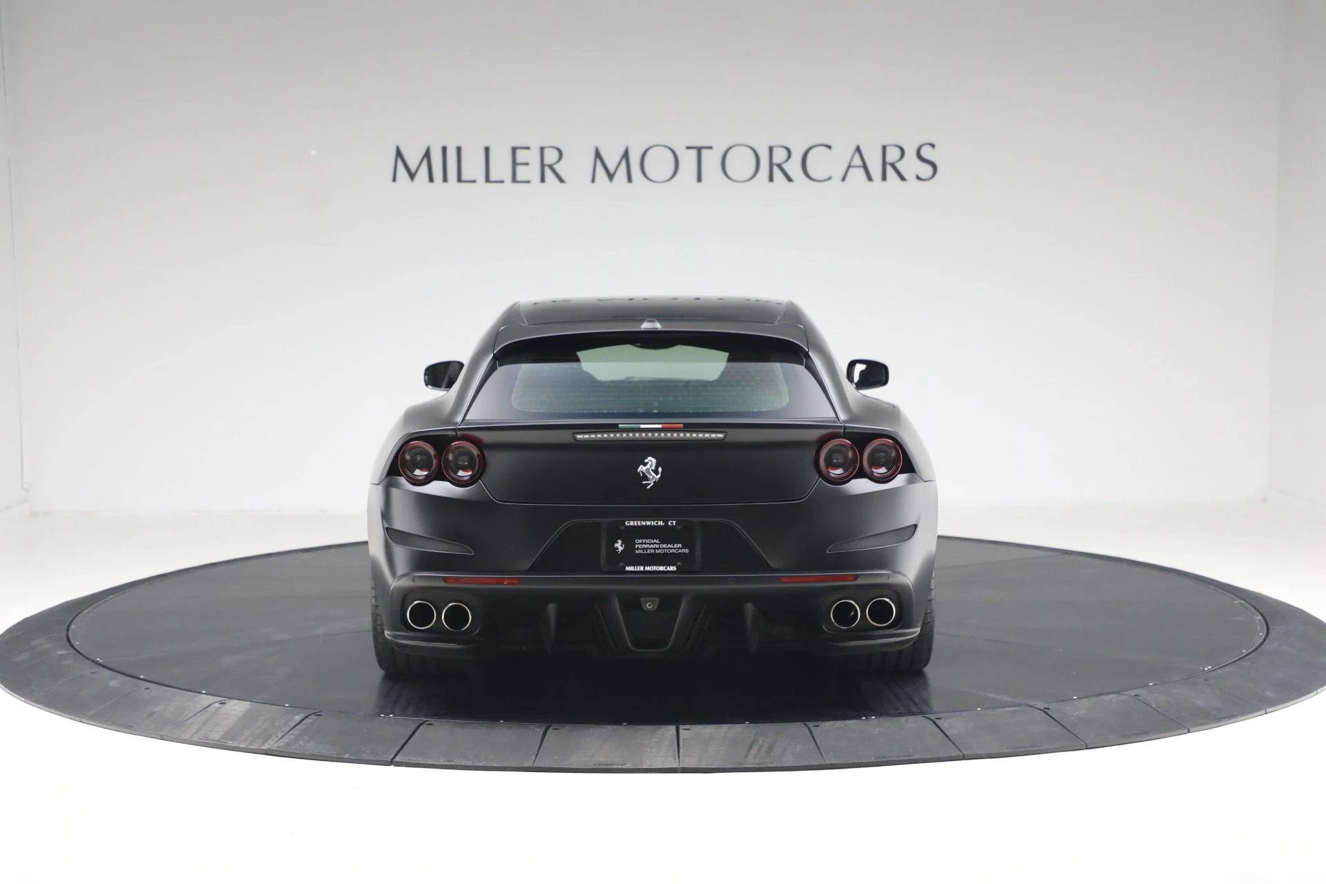 mph006_551545455_Used_2018_Ferrari_GTC_4_Lusso_1787858853_f7367fce96
