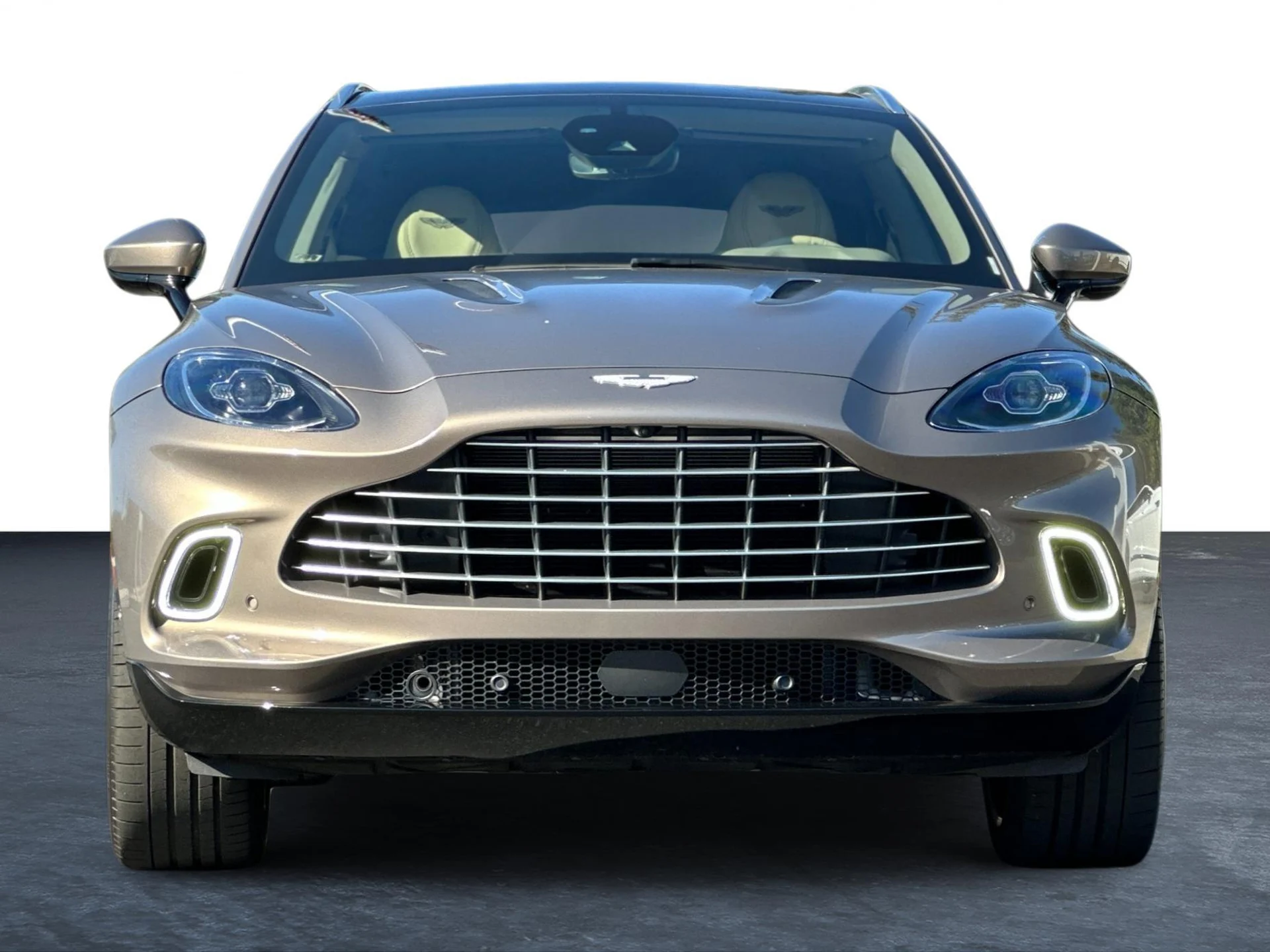 mph006_552967363_Used_2021_Aston_Martin_DBX_1758724401_d8bbc446db