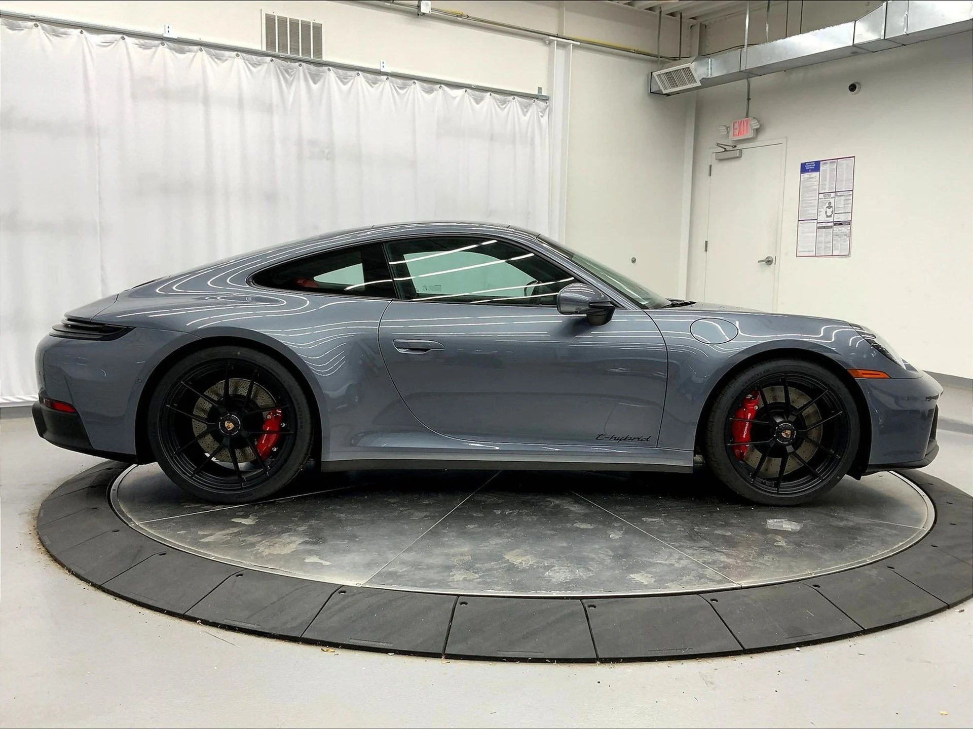 mph006_555561012_33fb32c8ba33ccd7d9e4485210332082x_87331805ae