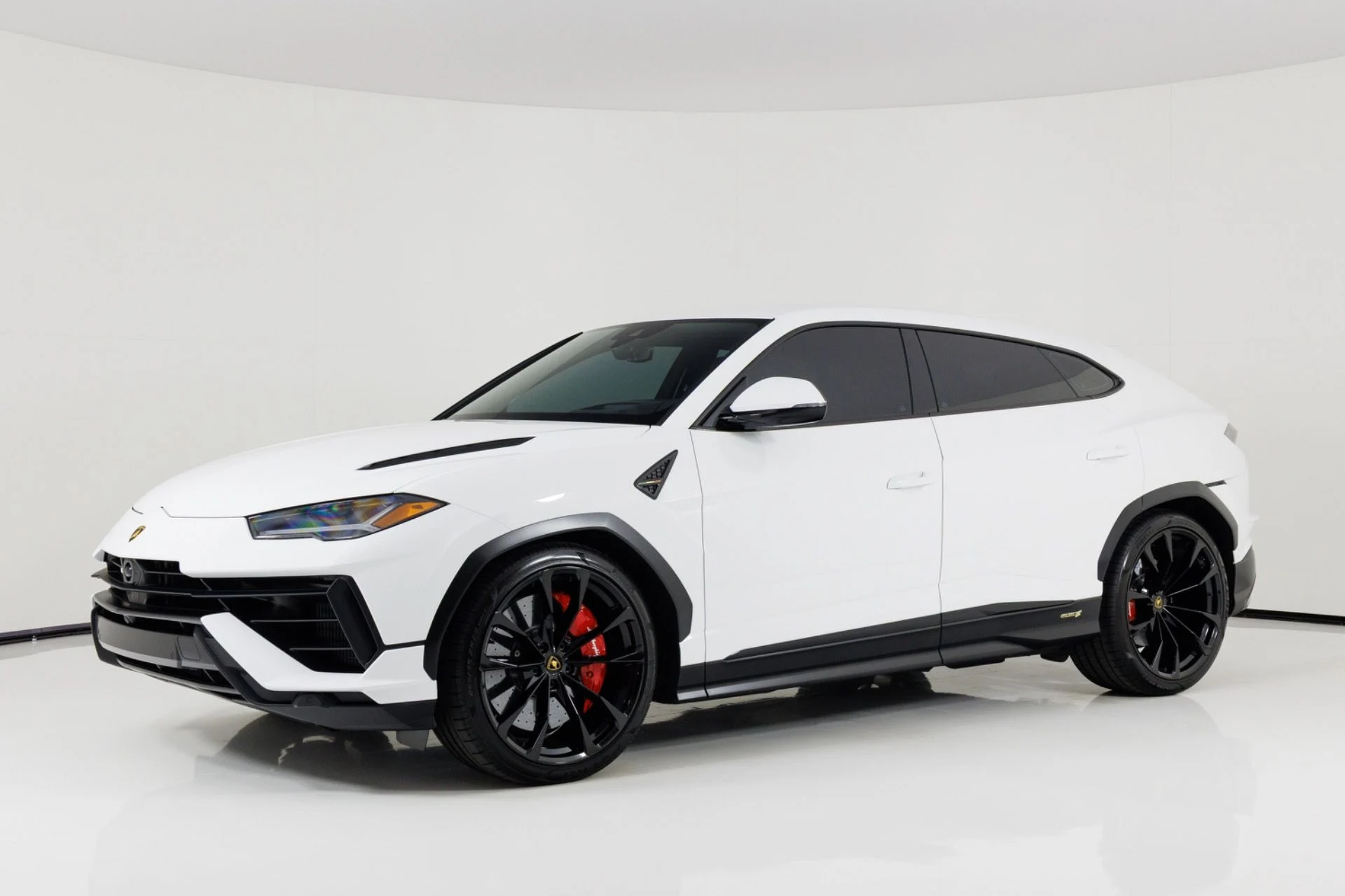 mph006_55628395_Used_2024_Lamborghini_Urus_S_1788297644_c1ea88257c