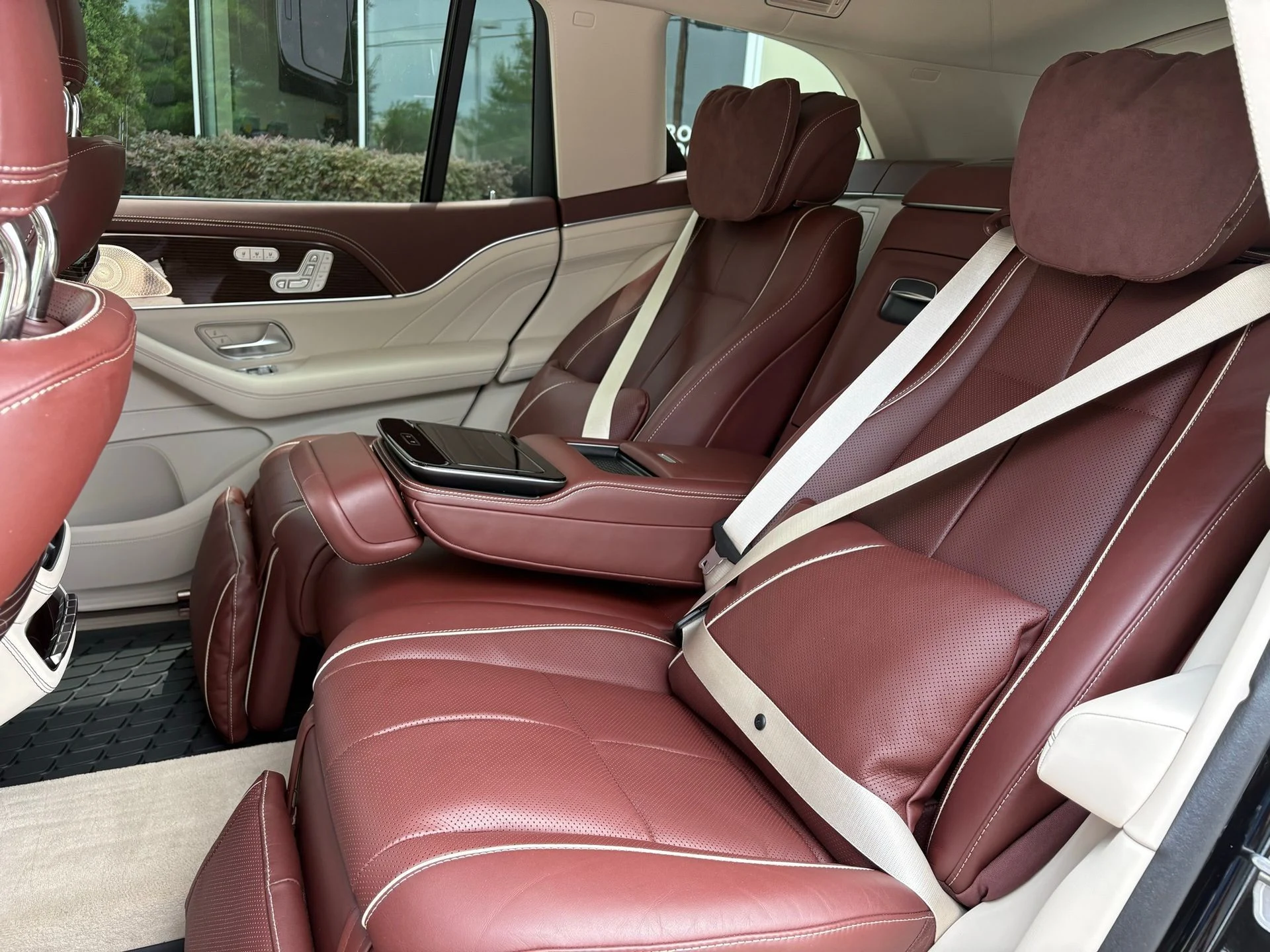 mph006_559766108_c7dbd316a04051399796be77f38693ccx_6c1b5f4632