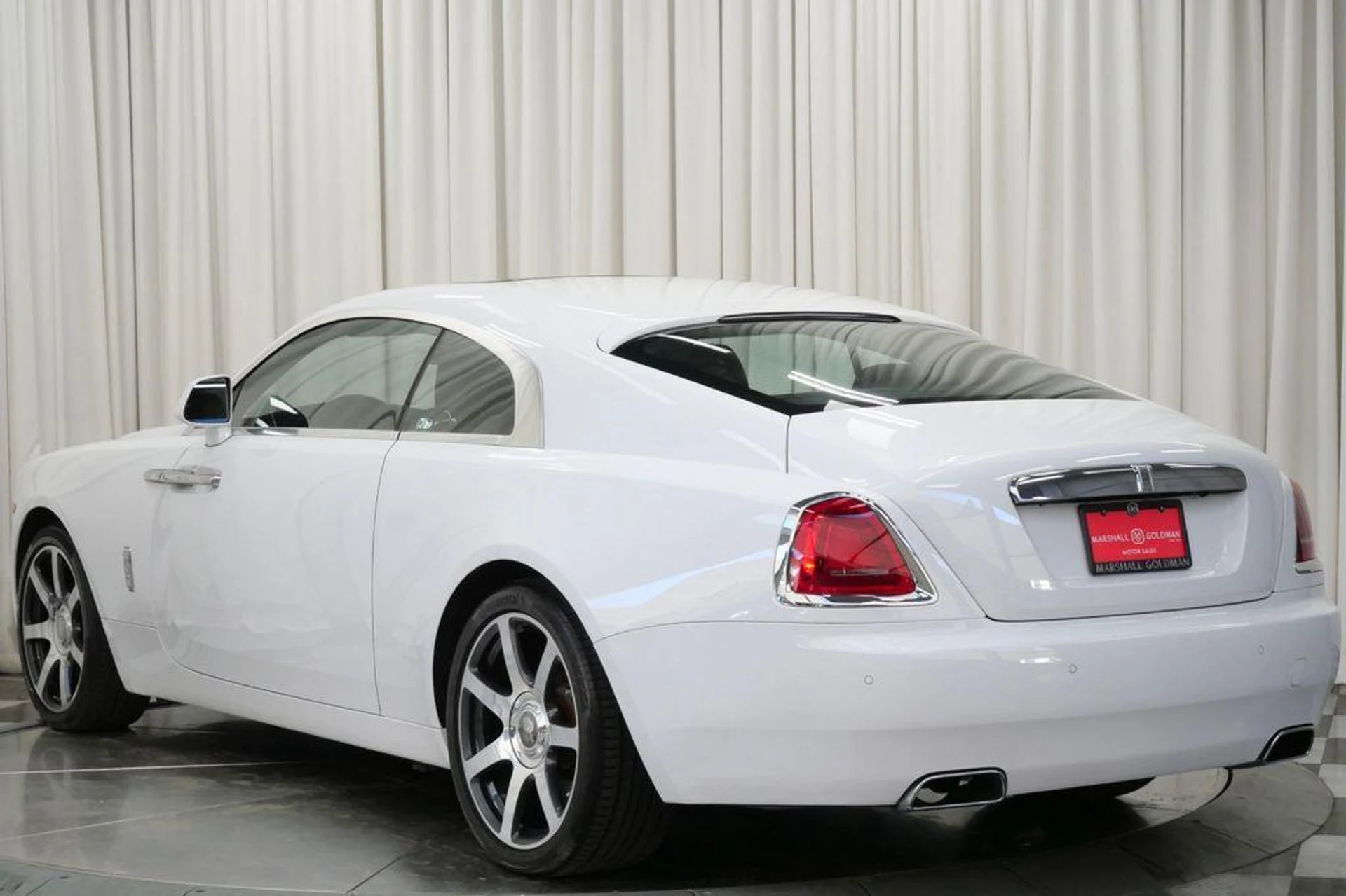 mph006_562831983_G_Ms1_V_Pe90_Q_Eu_Jgf_EQ_1_ZT_Dgzrhp_U_7e8a27abb1